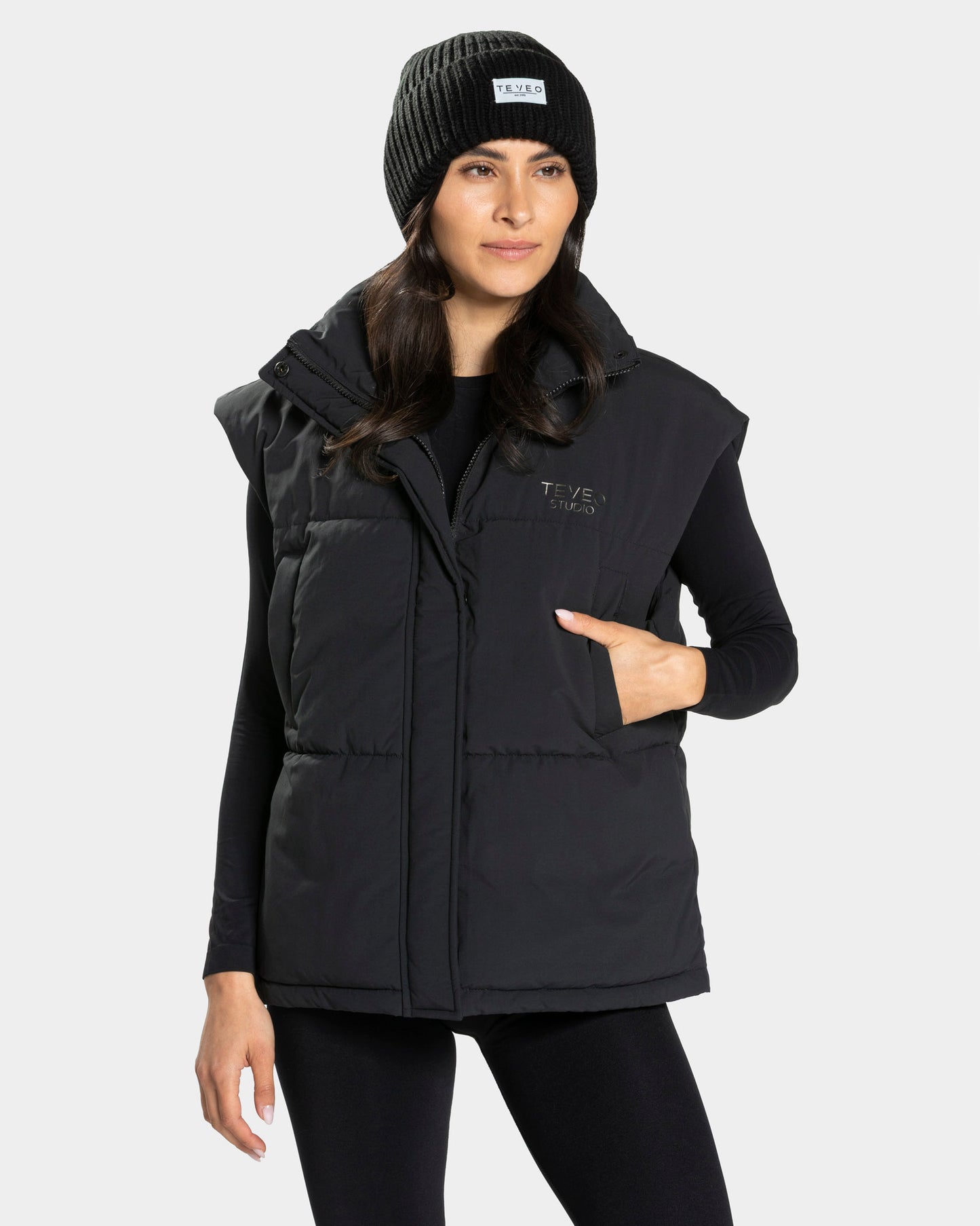 Studio Beanie ‘Black’