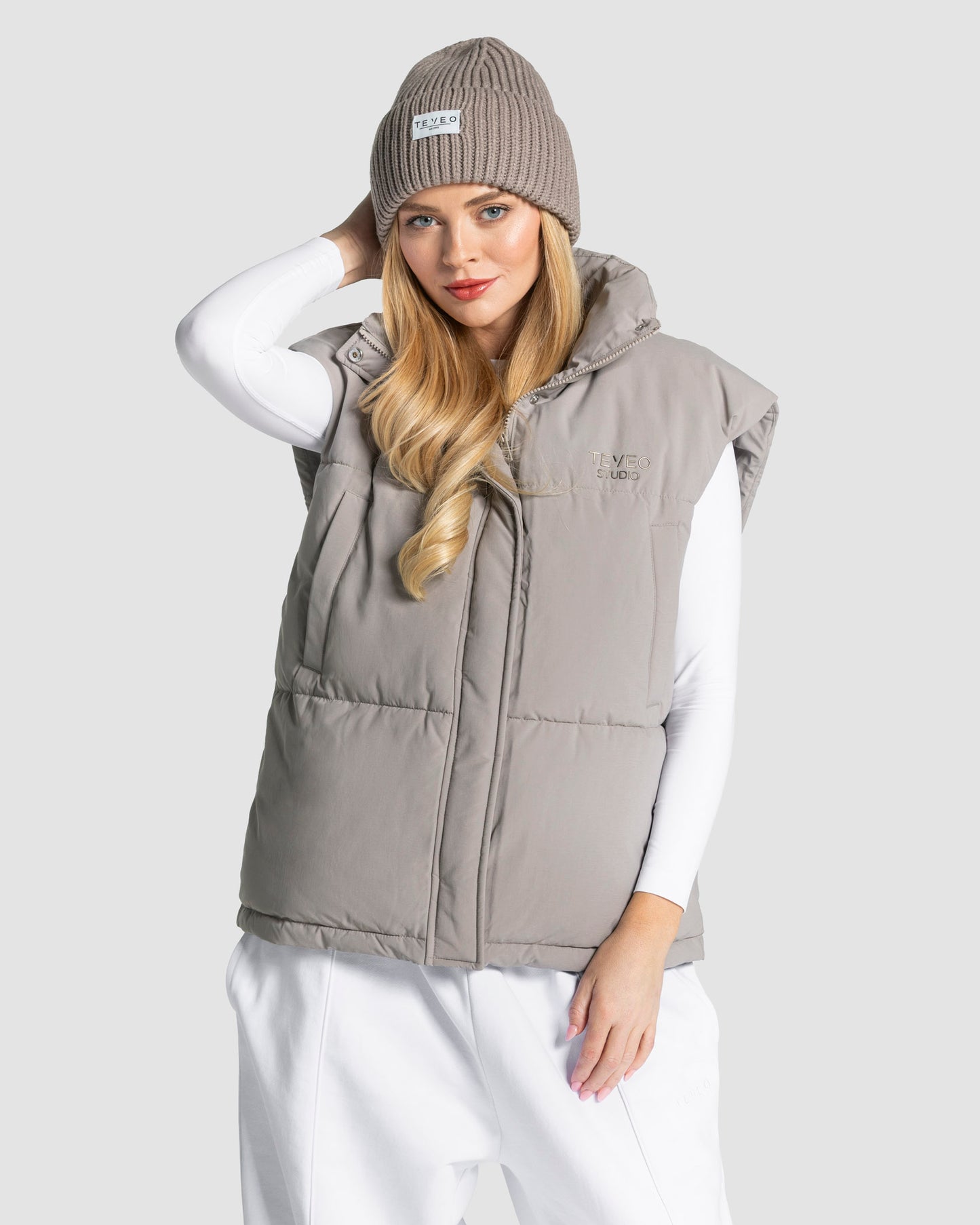 Studio Beanie ‘Smoke’