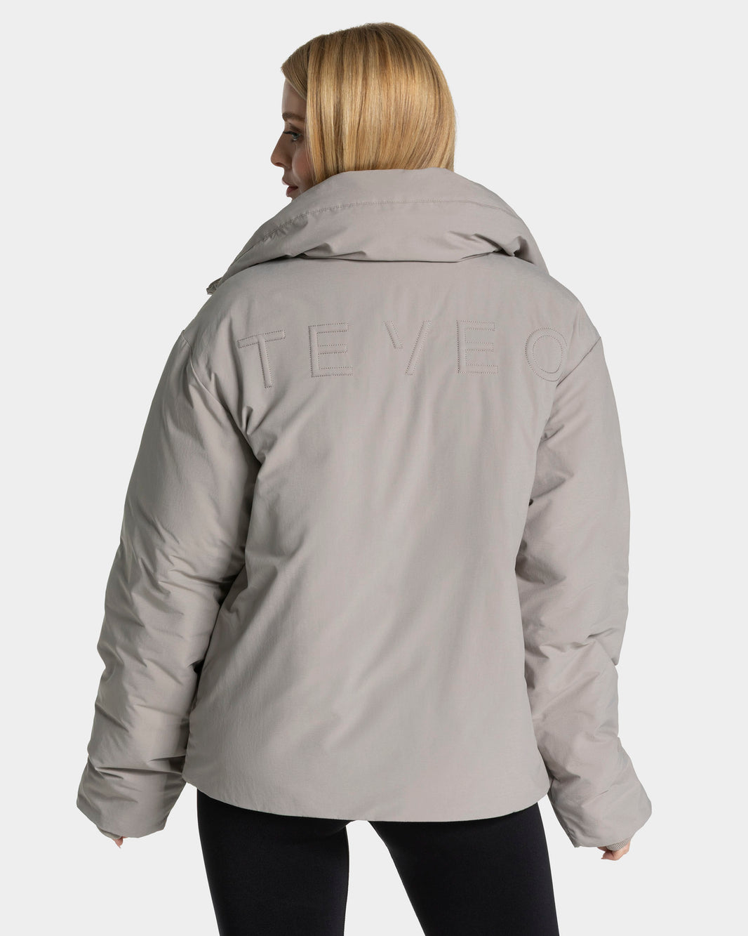 Studio Puffer Jacket ‘Smoke’
