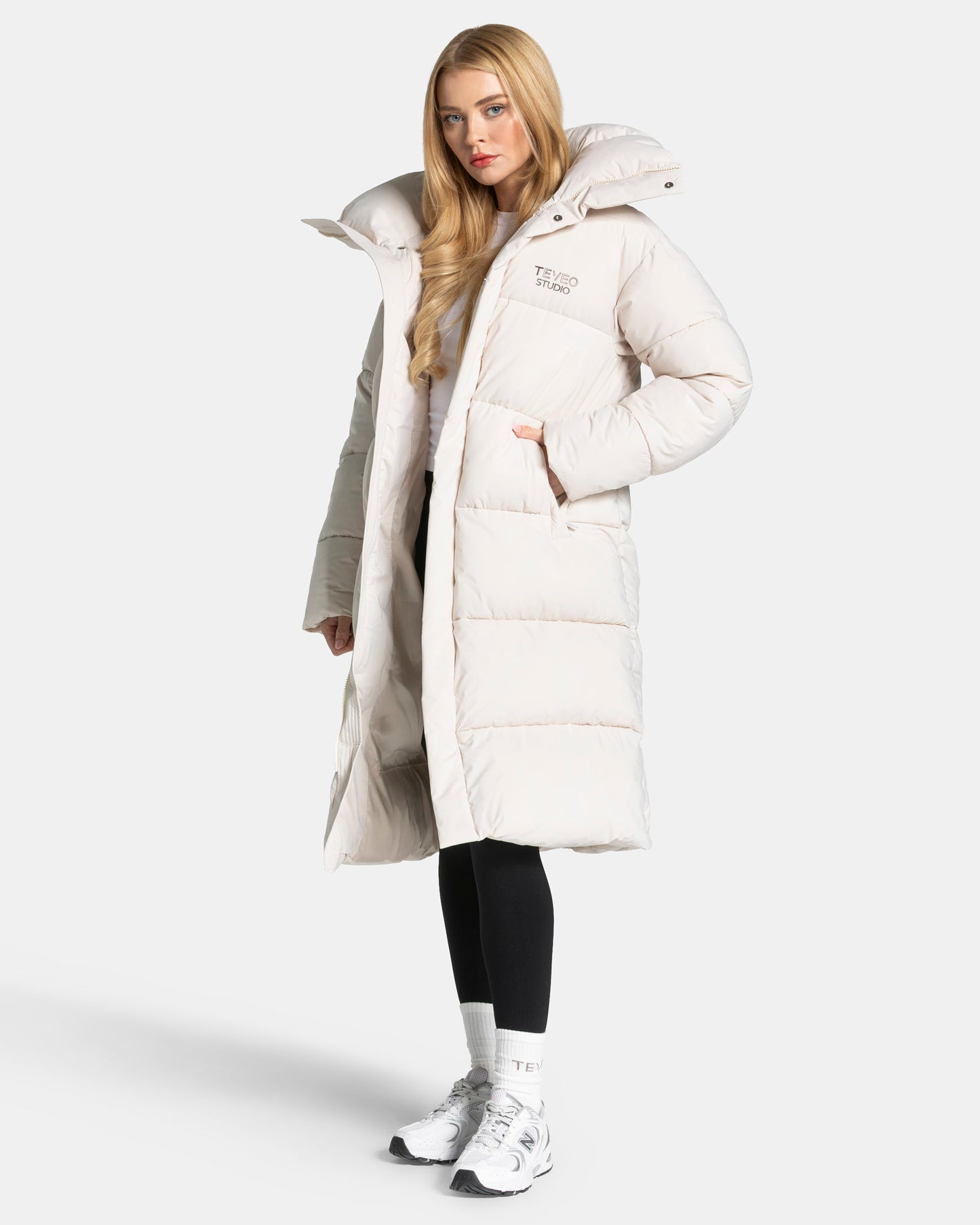 Studio Puffer Coat ‘Cream’