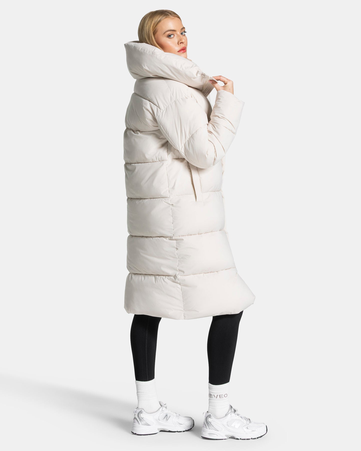 Studio Puffer Coat ‘Cream’