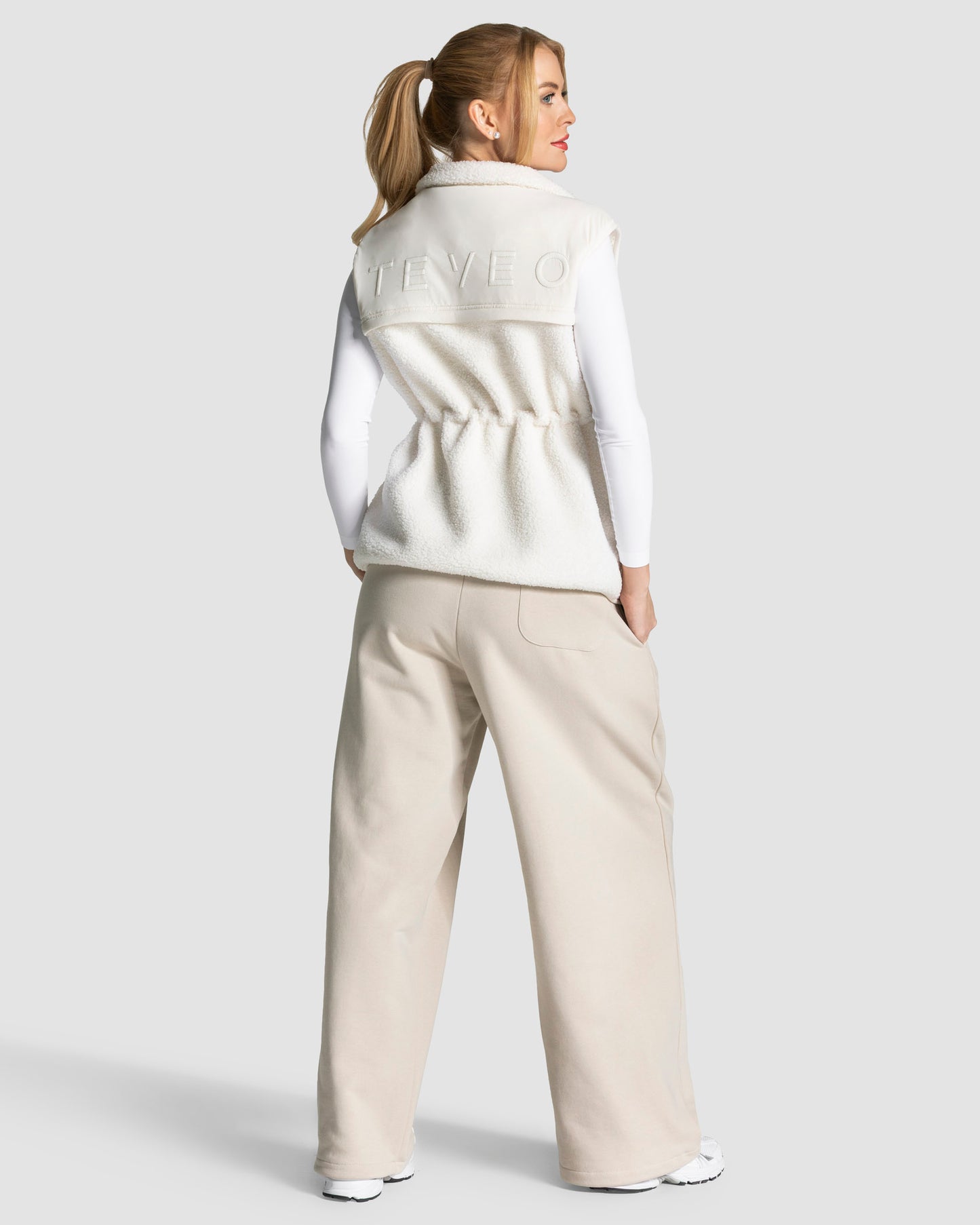 Studio Teddy Vest ‘Cream’