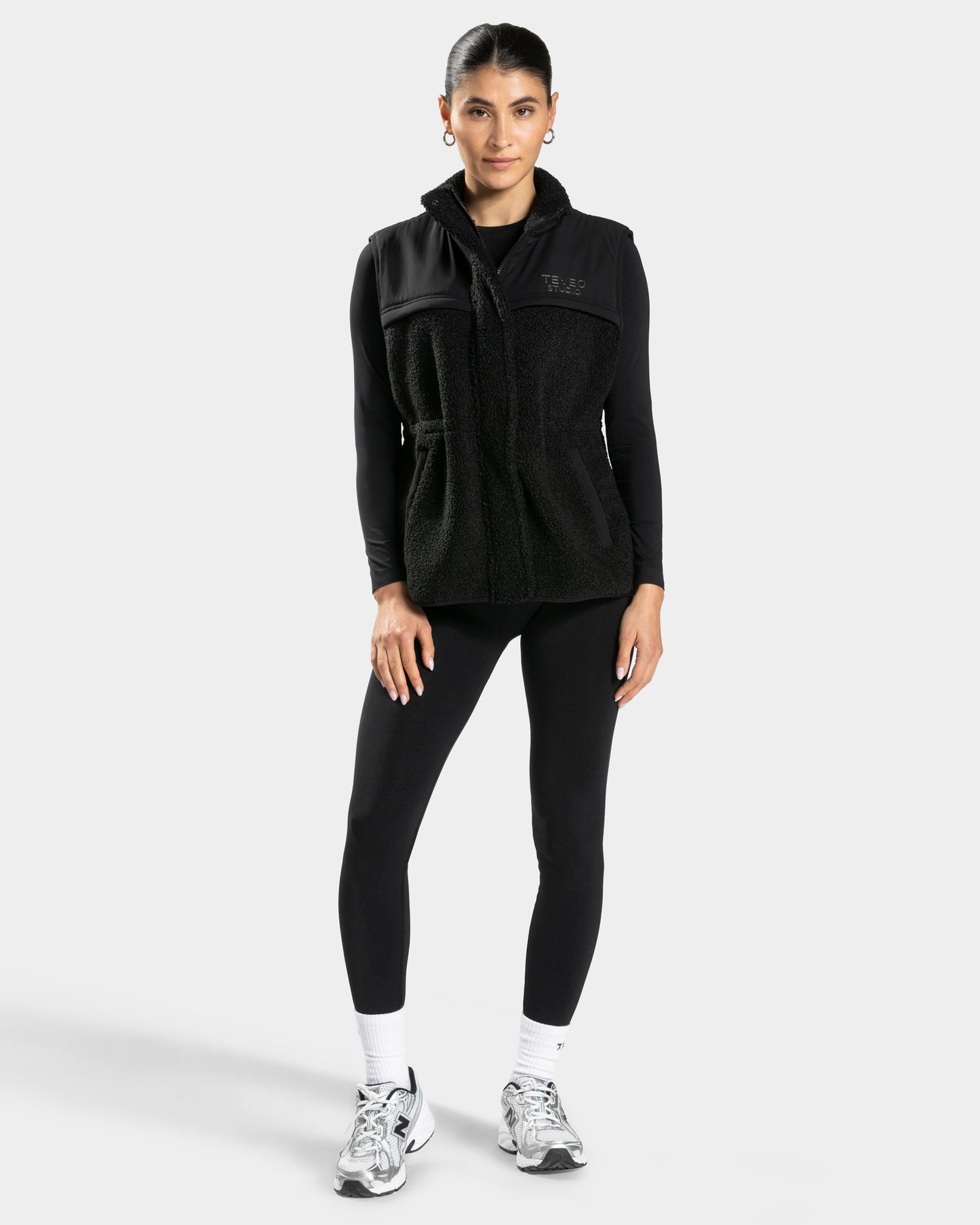 Studio Teddy Vest ‘Black’