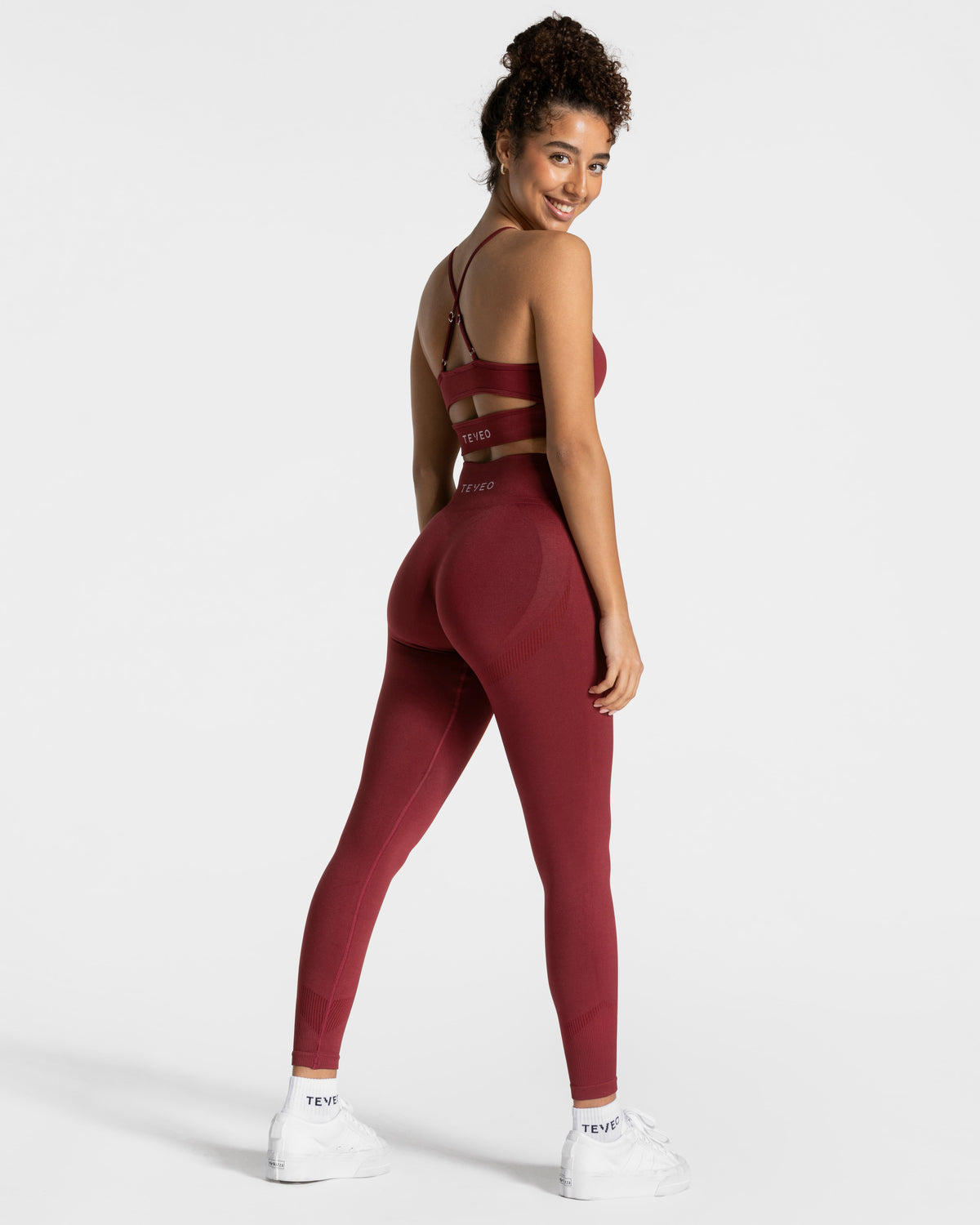 Brassière Elevate « bordeaux »