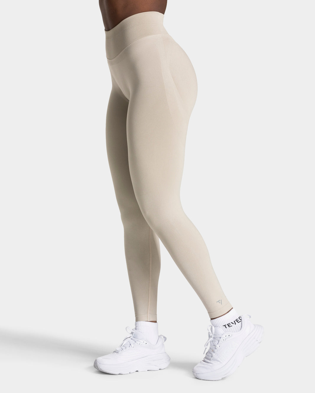 Legginsy END Running Sculpt Scrunch „Latte”