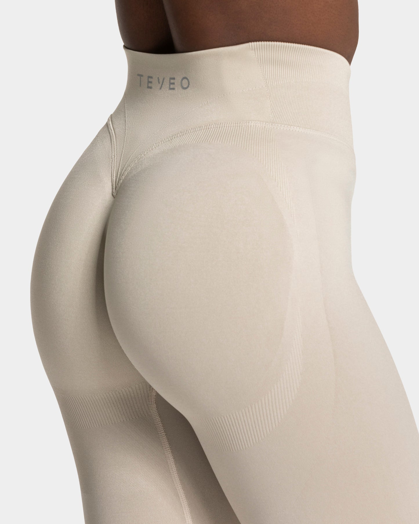 END Running Sculpt Scrunch Leggings ‘Latte’