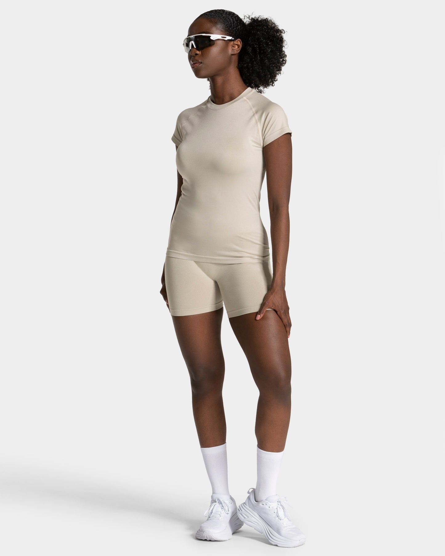END Running Sculpt Scrunch Shorts ‘Latte’