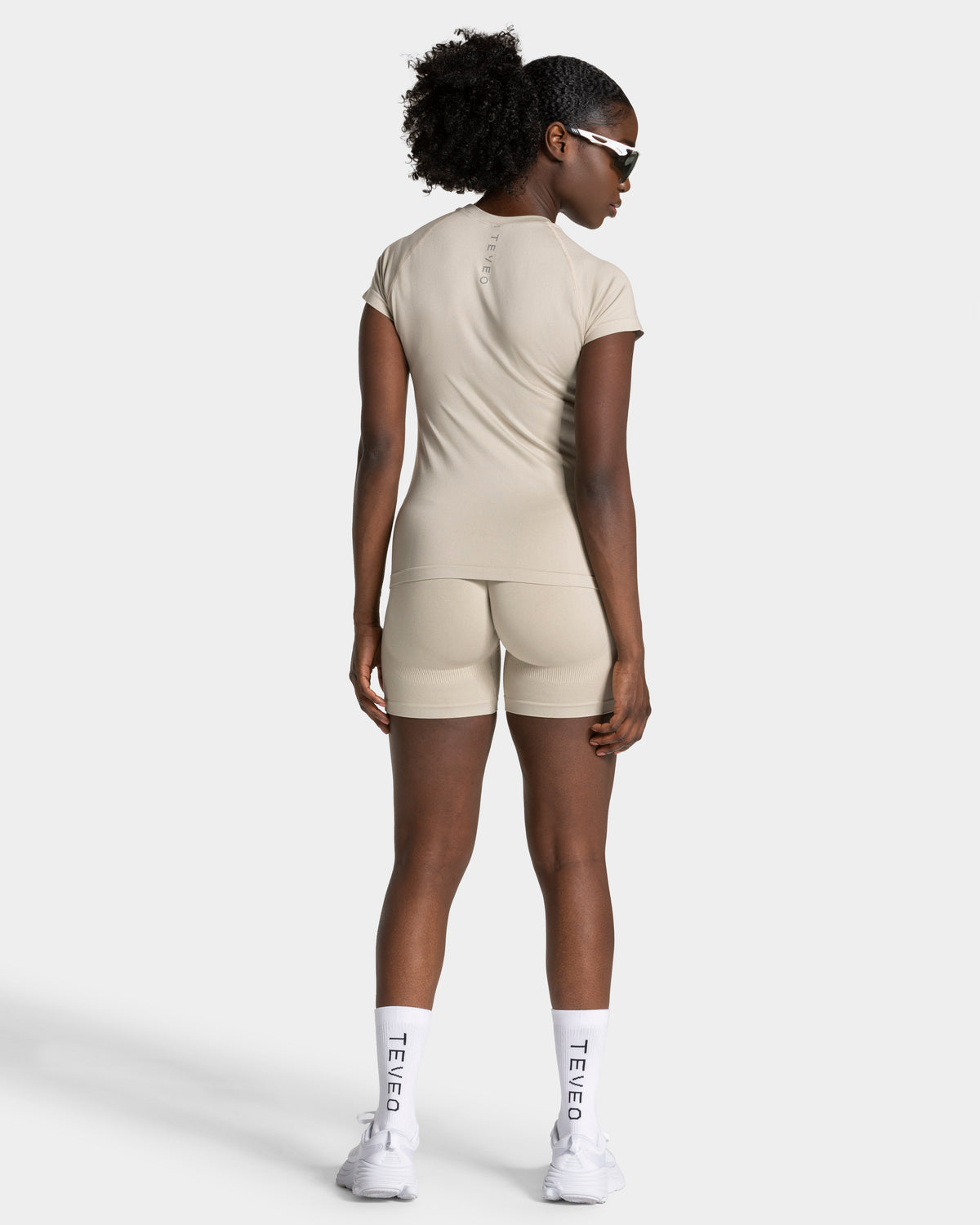 END Running Sculpt Scrunch Shorts ‘Latte’
