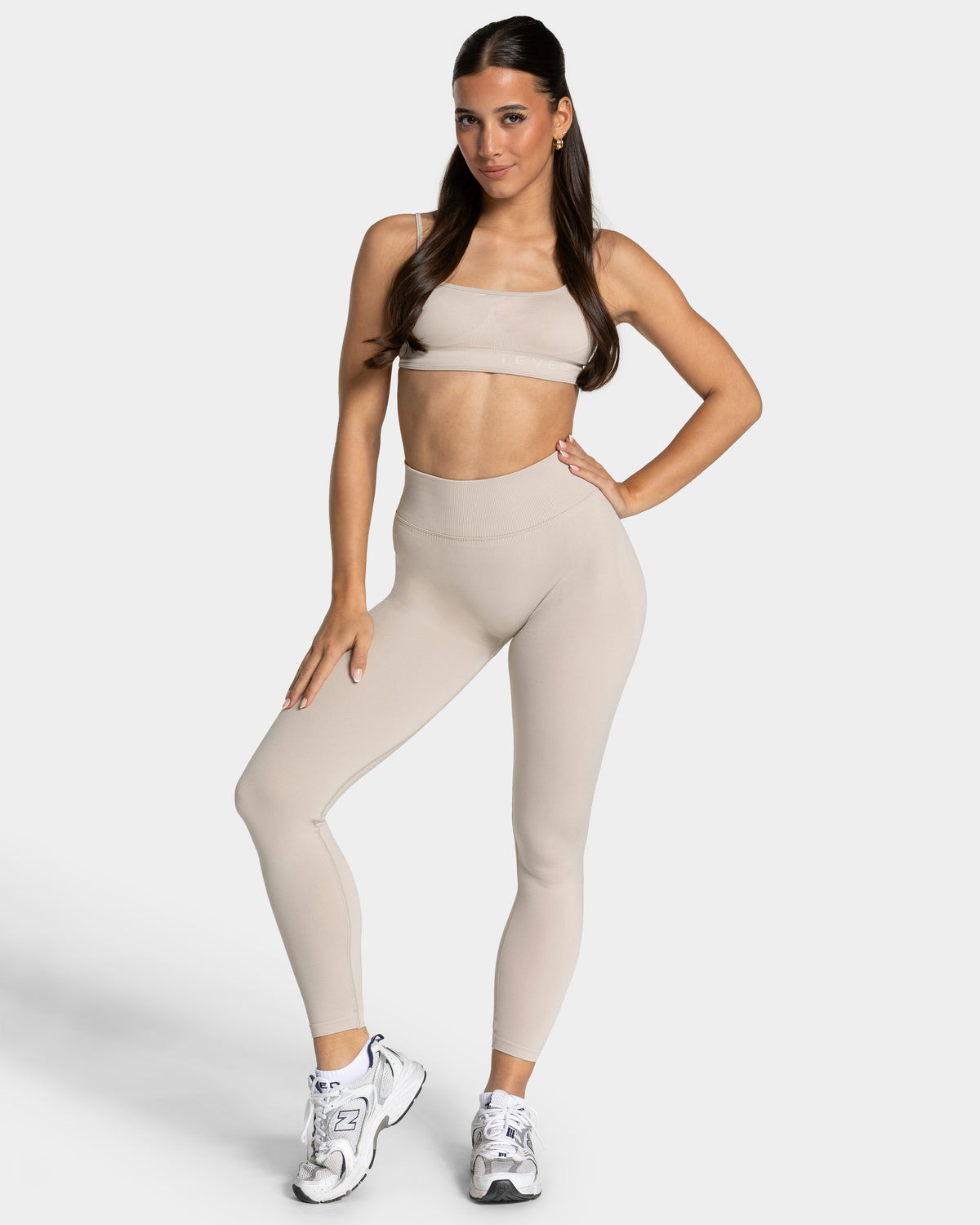Femme Backless Bra ‘Cream’