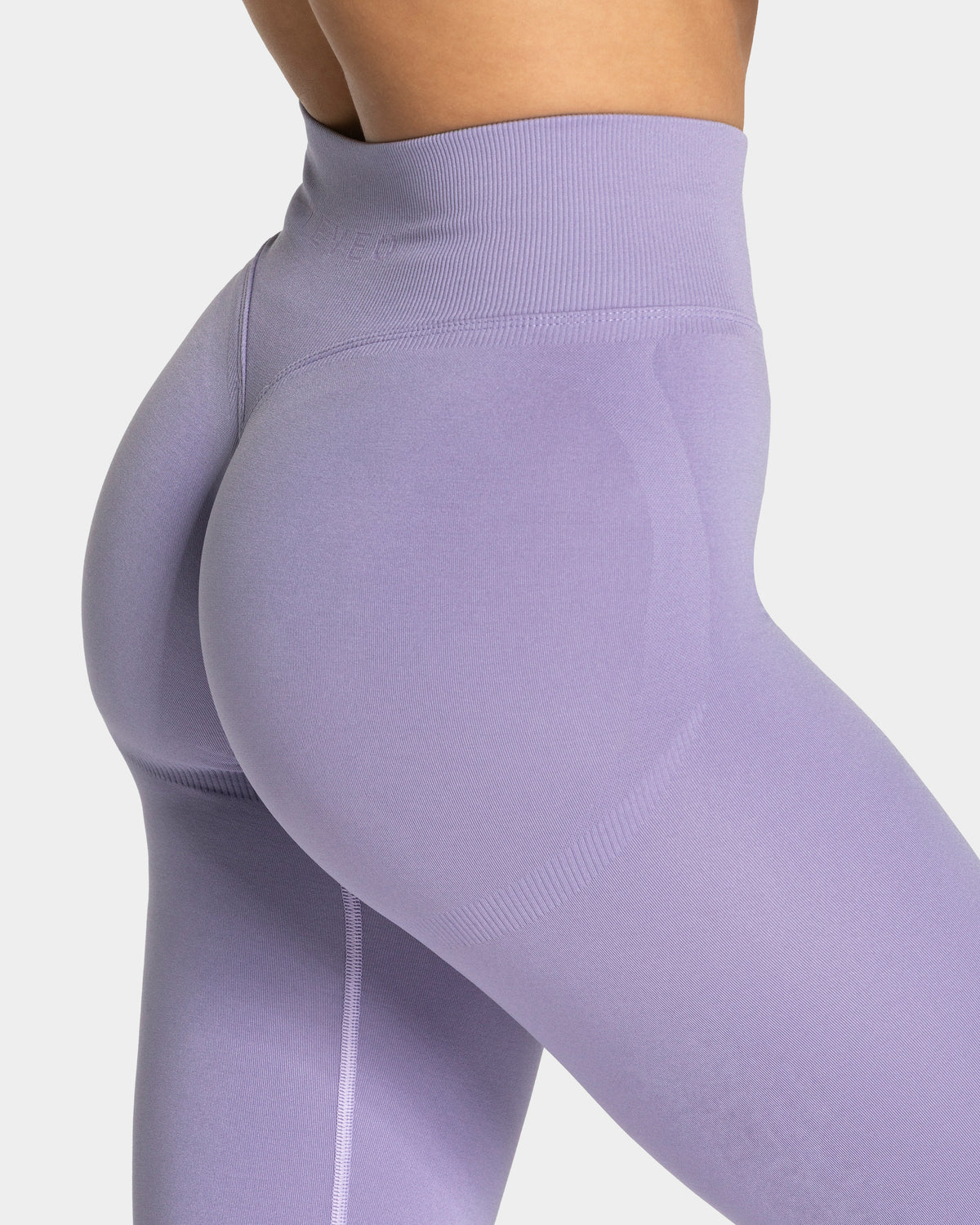 Legginsy Femme Sculpt Scrunch „Lawendowy”