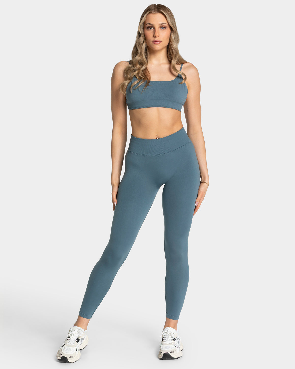Femme Backless Bra ‘Teal’