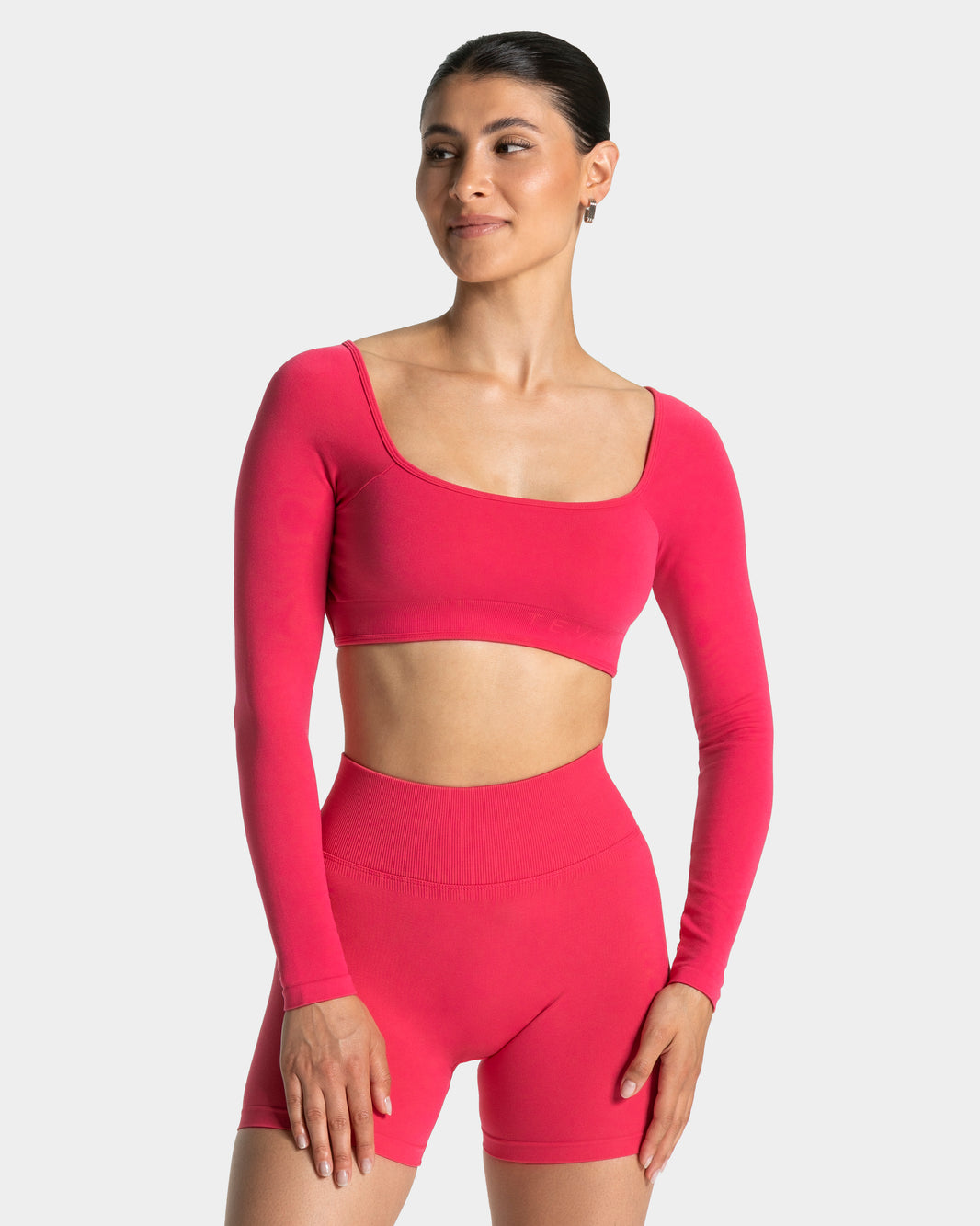 Femme Backless Longsleeve "Berry"