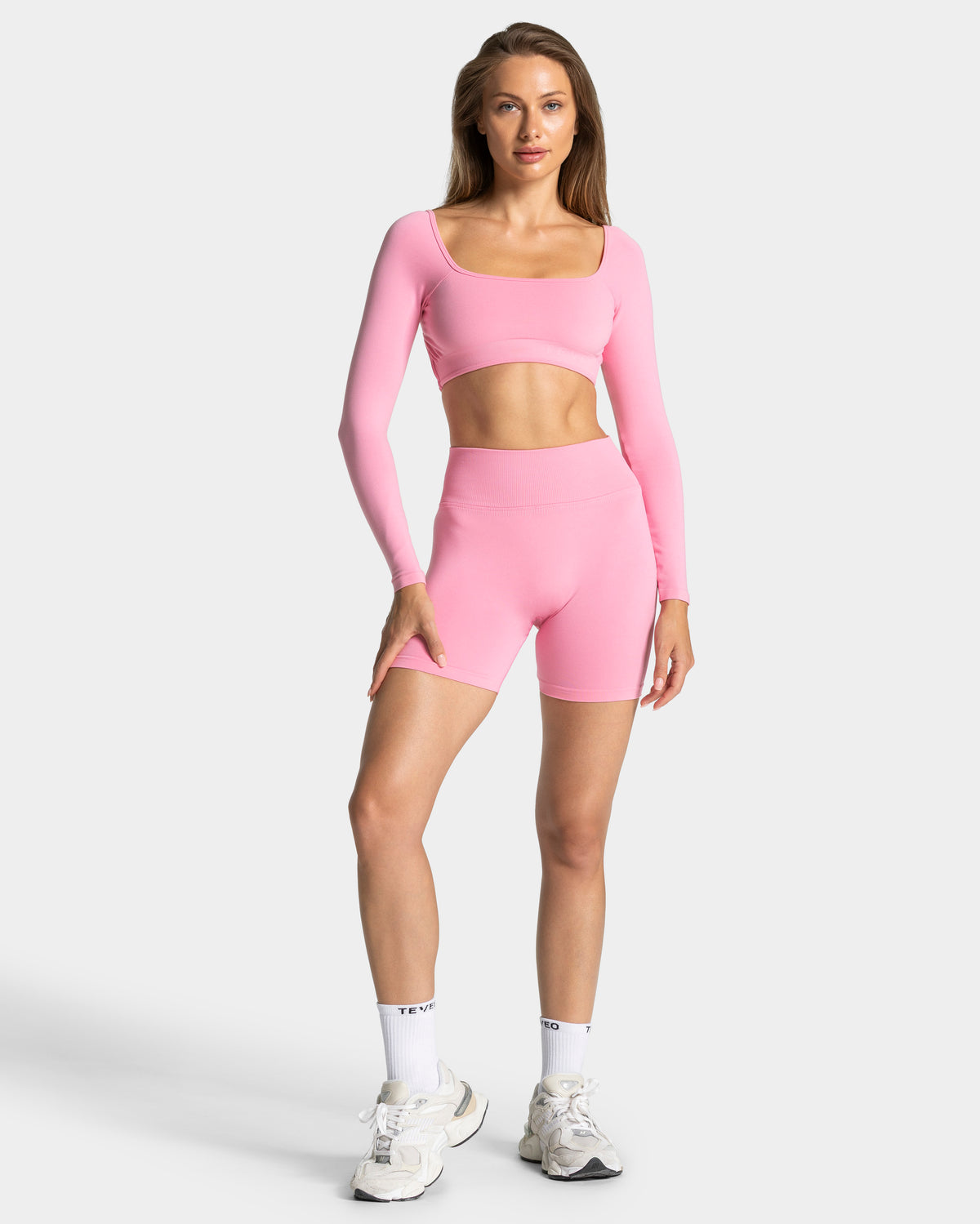 Femme Backless Long Sleeve ‘Pink’