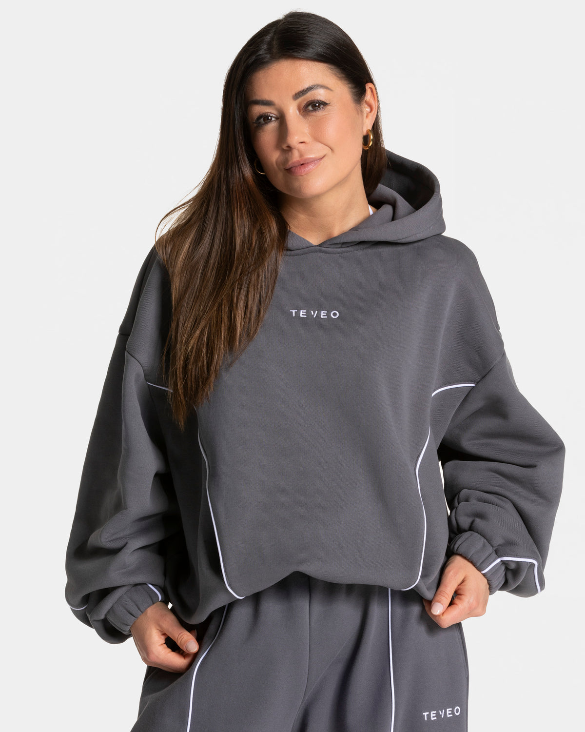 Contrastline Hooded Sweater ‘Graphite’