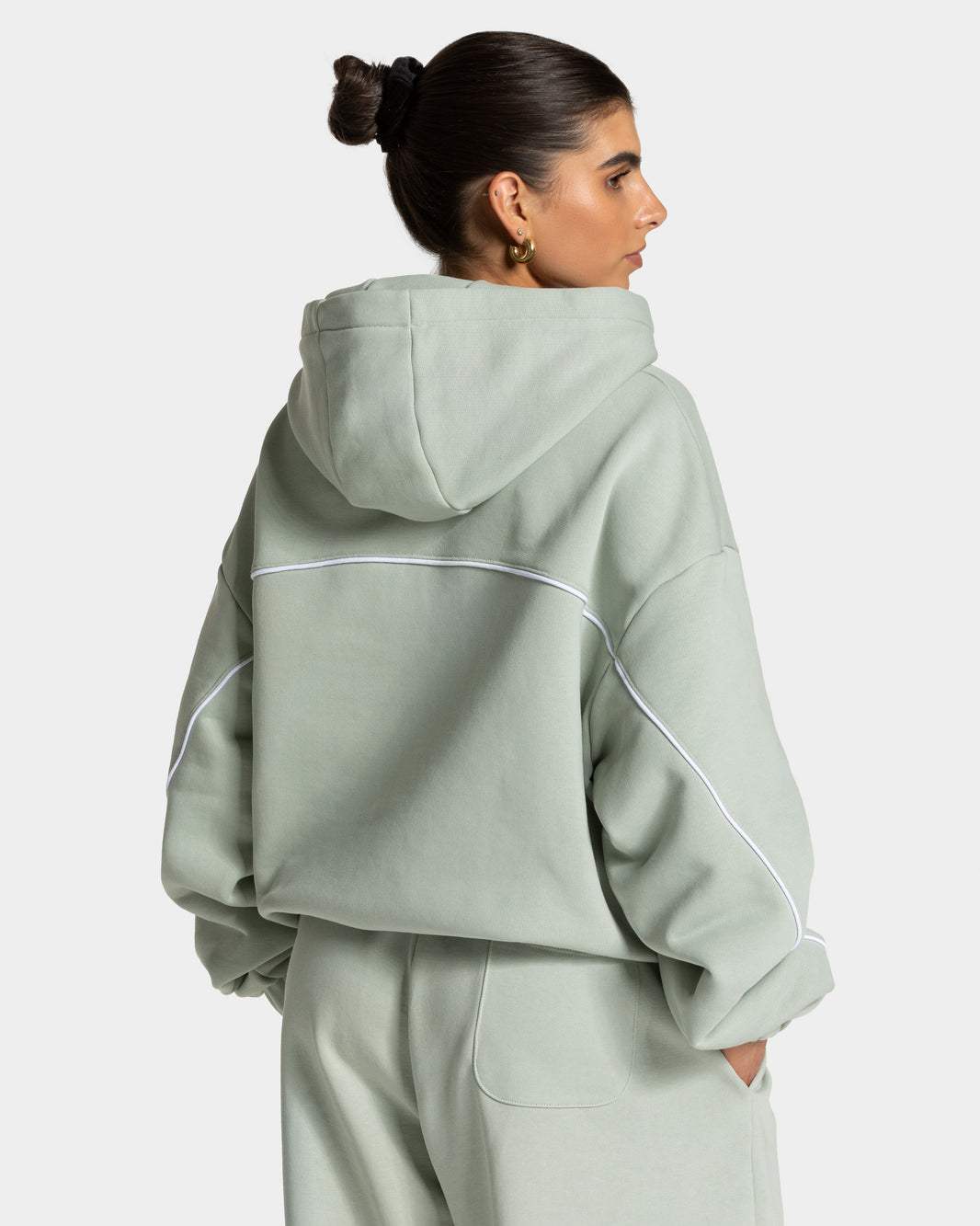 Contrastline Hooded Sweater ‘Pistachio’