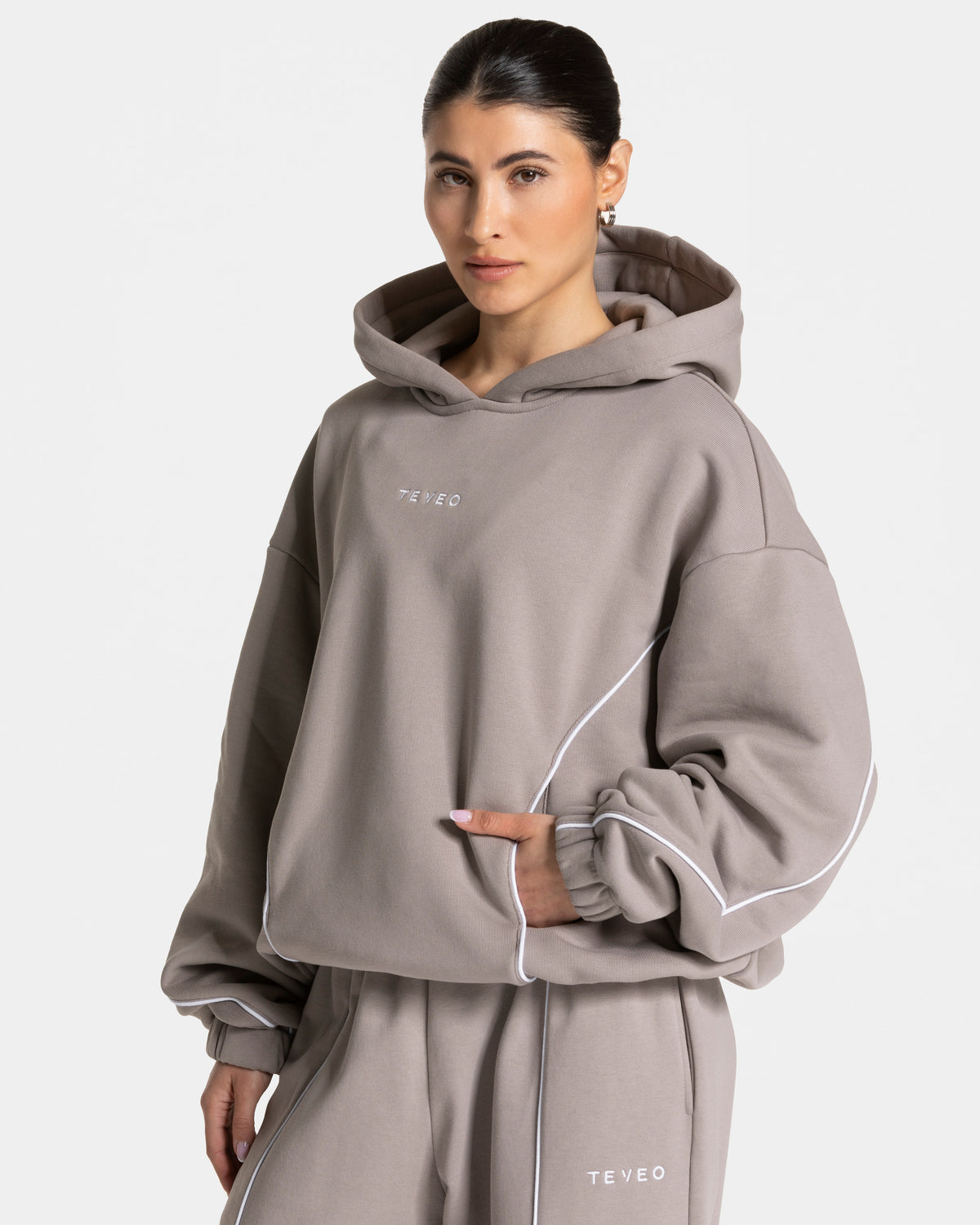 Contrastline Hooded Sweater "Stone"