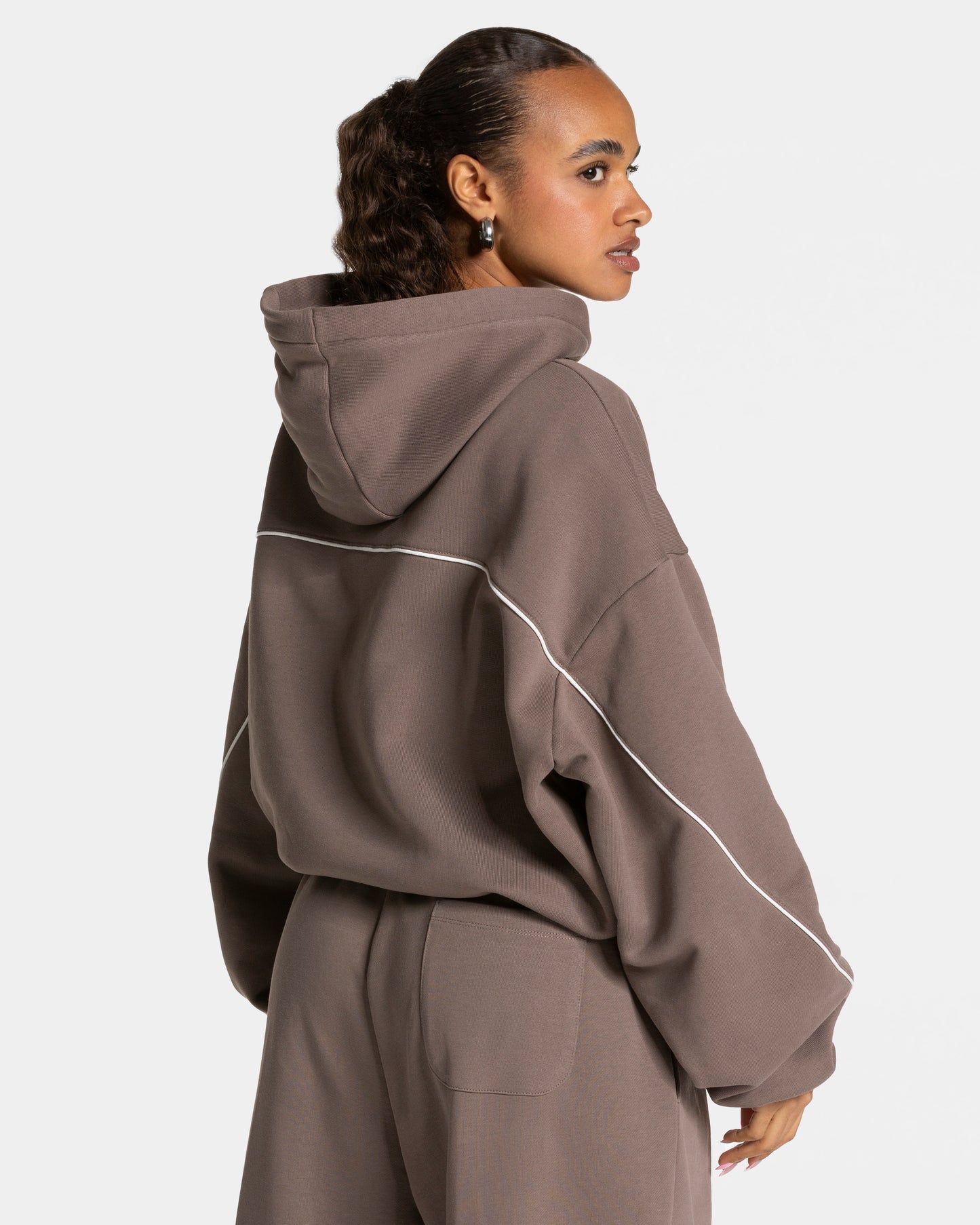 Contrastline Hooded Sweater "Mokka"