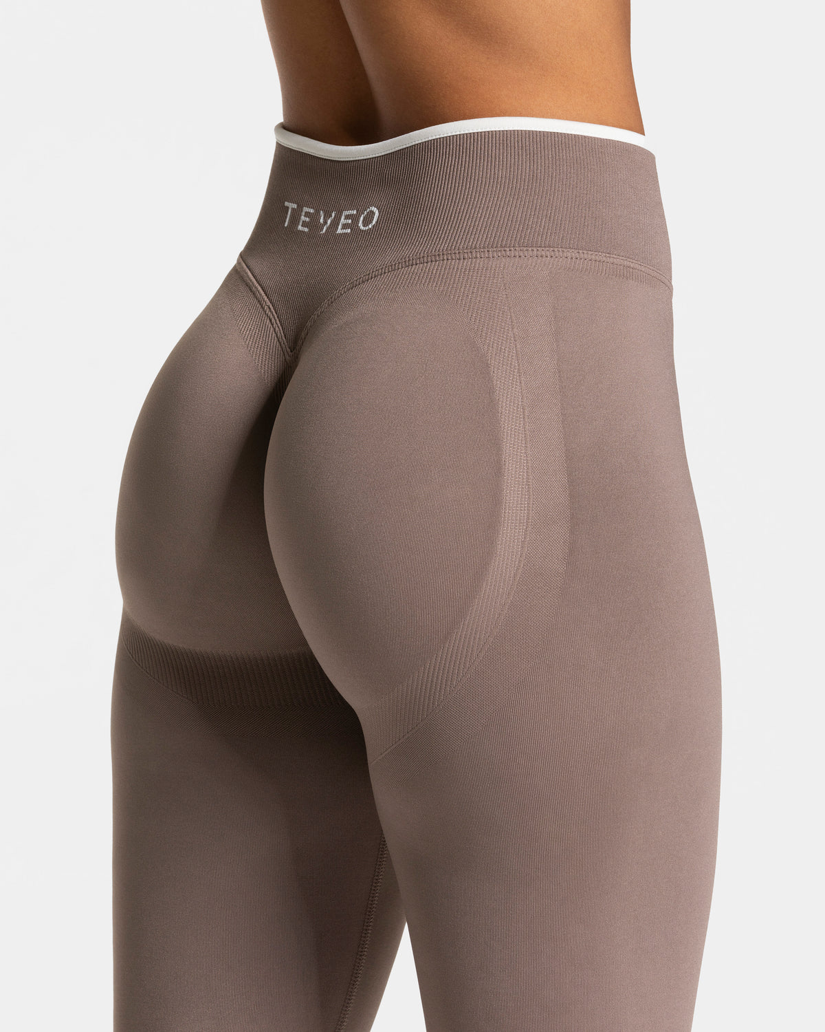 Contrastline Sculpt Scrunch Leggings ‘Mocha’