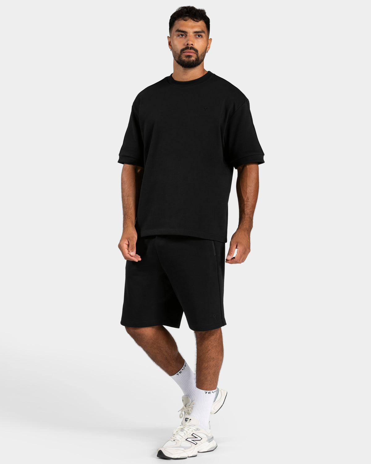 Contrastline Shorts ‘Black’