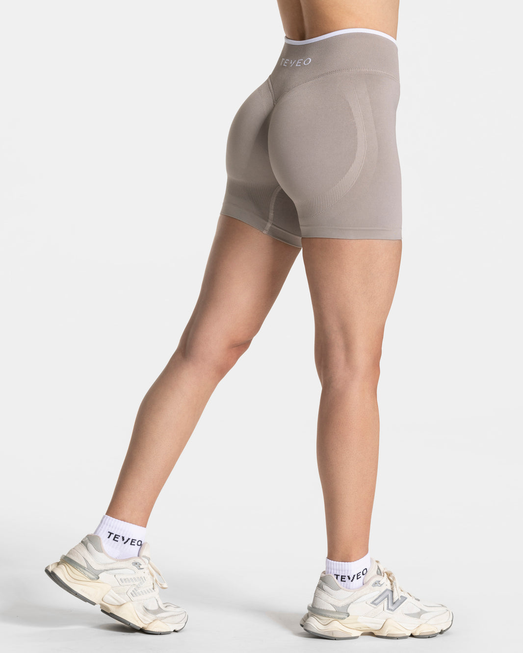Shorts Contrastline Sculpt Scrunch «Stone»