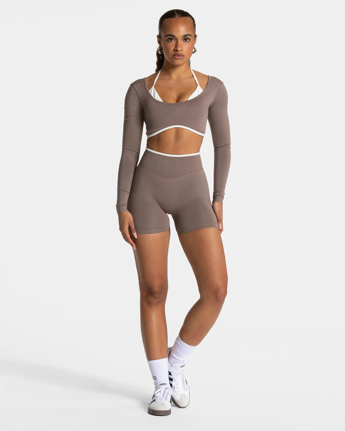 Contrastline Sculpt Scrunch Shorts ‘Mocha’