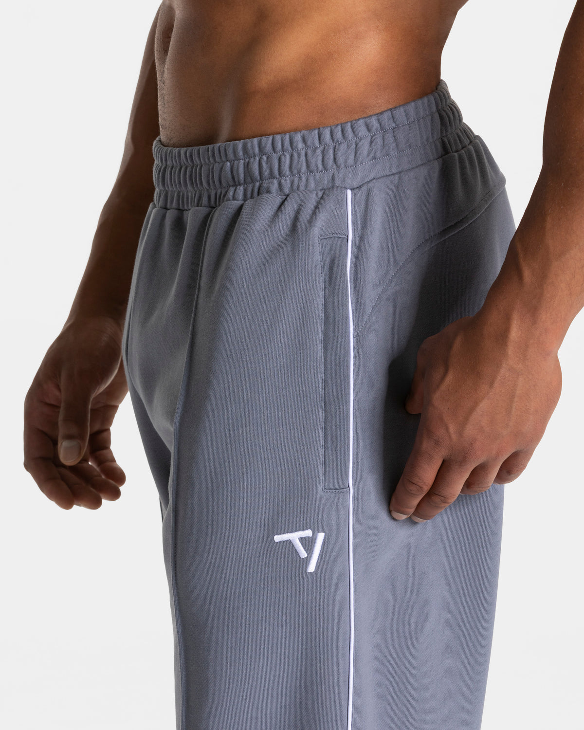 Contrastline Straight Leg Joggers ‘Ice Grey – White’