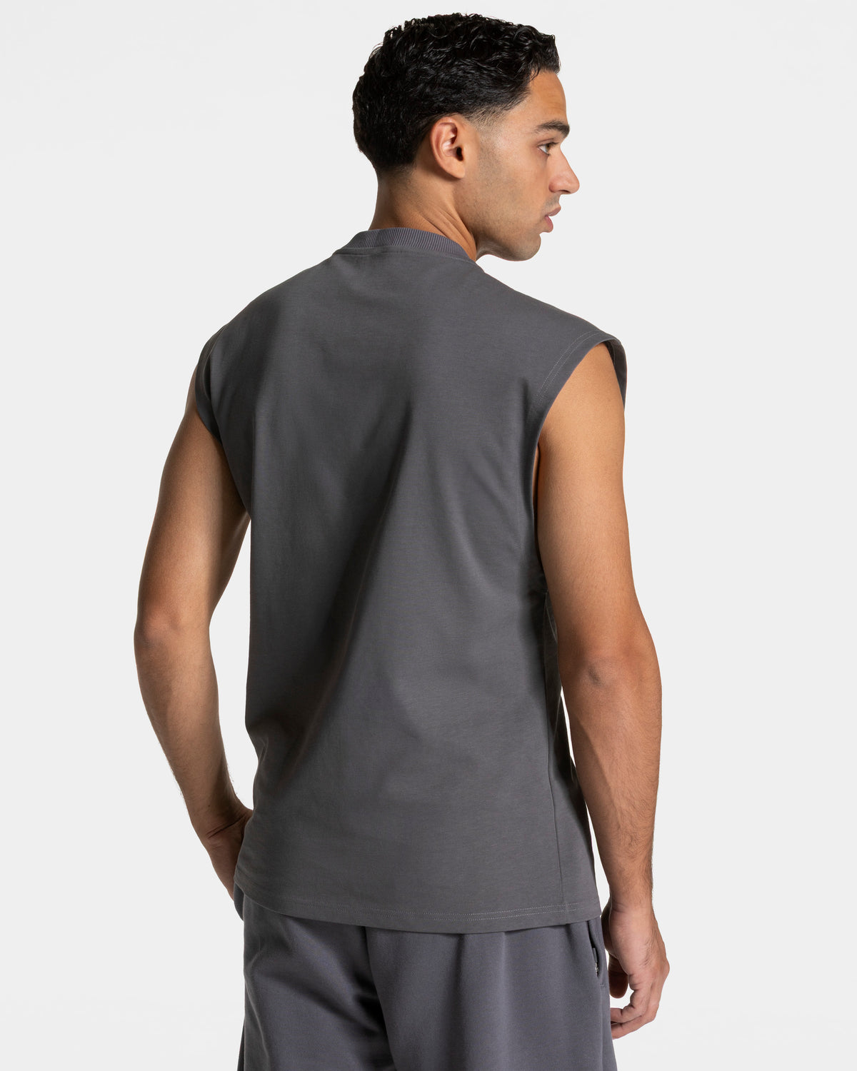 Camiseta oversize sin mangas Contrastline «grafito»