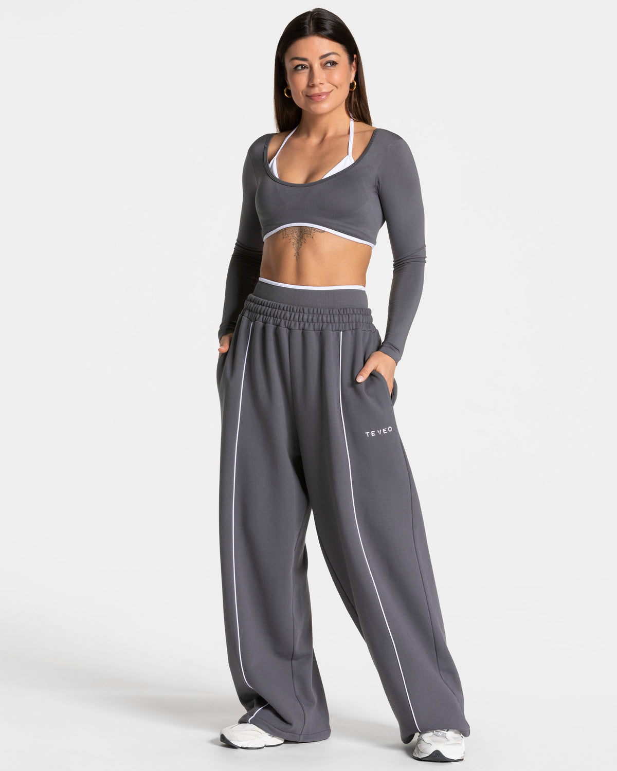 Contrastline Wide Leg Joggers ‘Graphite’