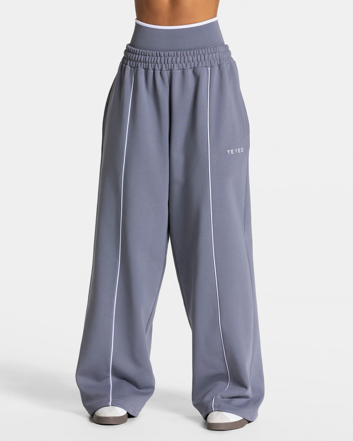 Contrastline Wide Leg Joggers ‘Ice Grey’
