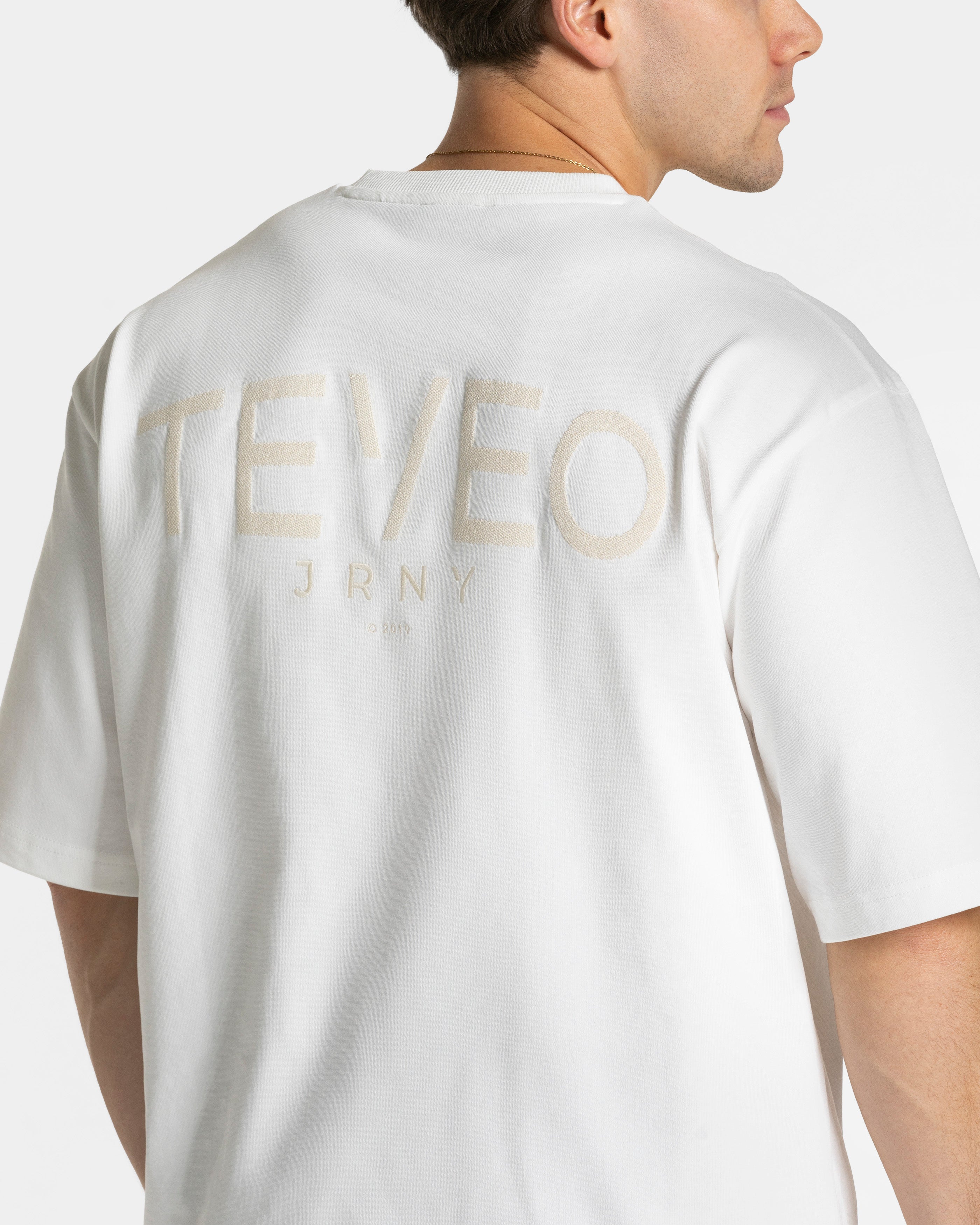 Journey Oversized T-Shirt “Off White”