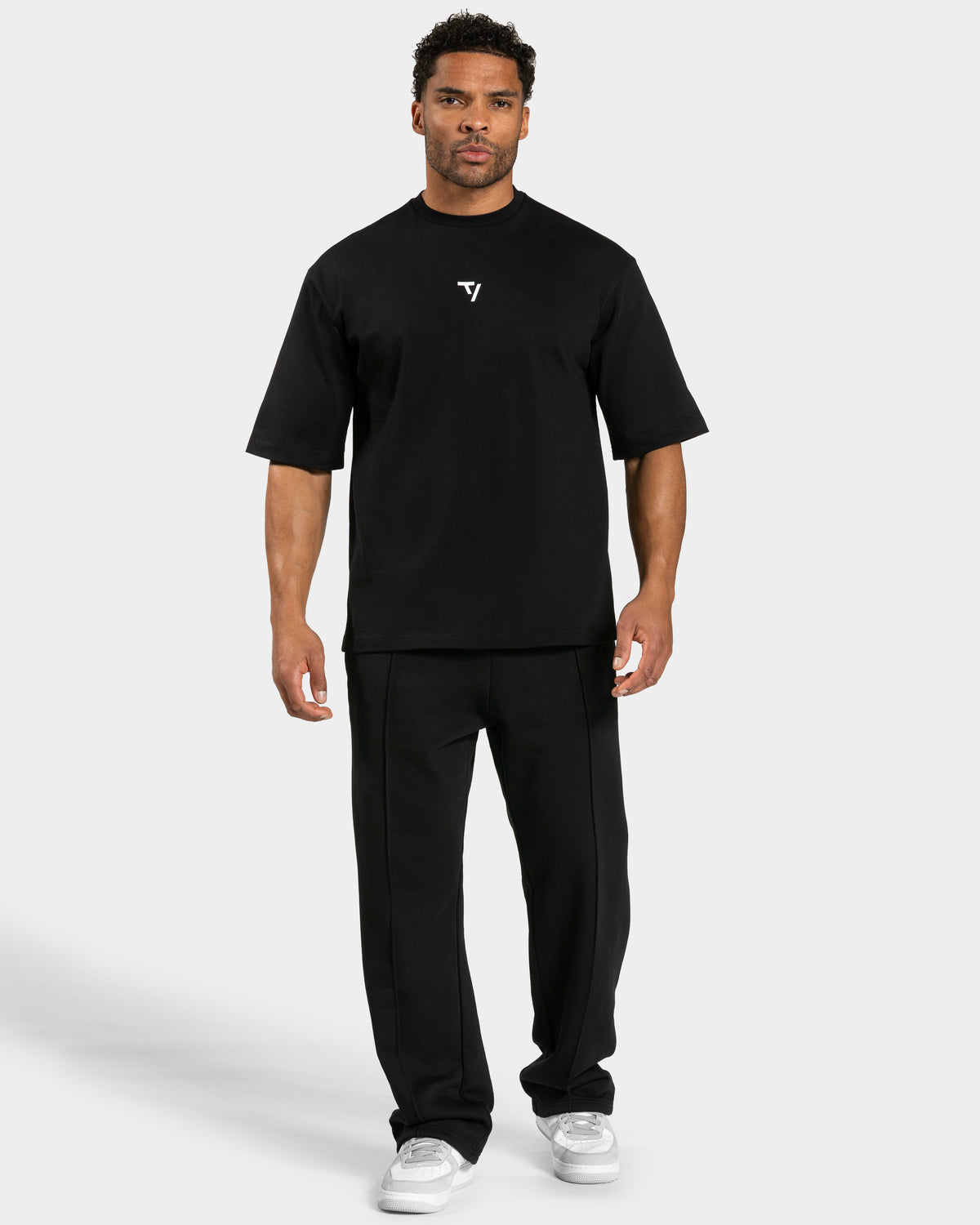 Pace Oversized T-Shirt ‘Black’