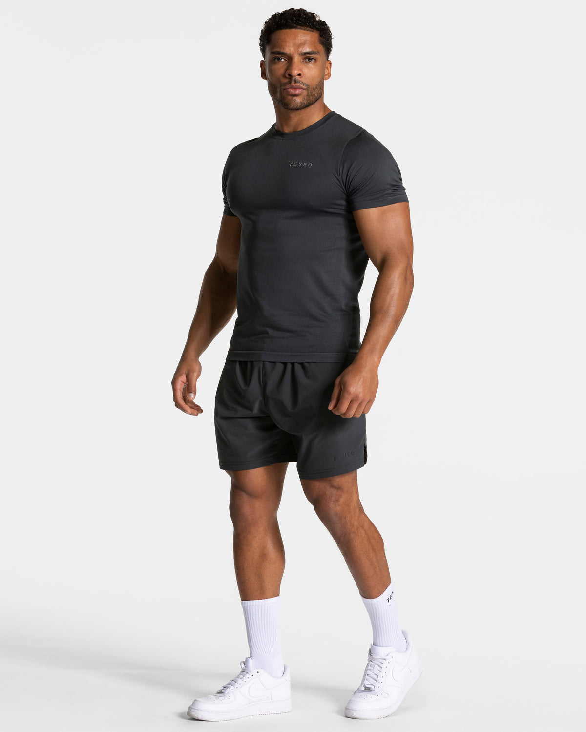 Pace Fitted T-Shirt ‘Gunmetal’