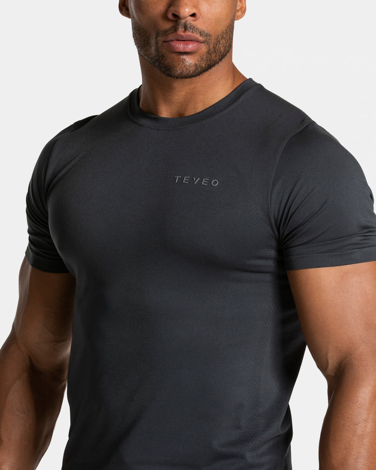 Pace Fitted T-Shirt ‘Gunmetal’