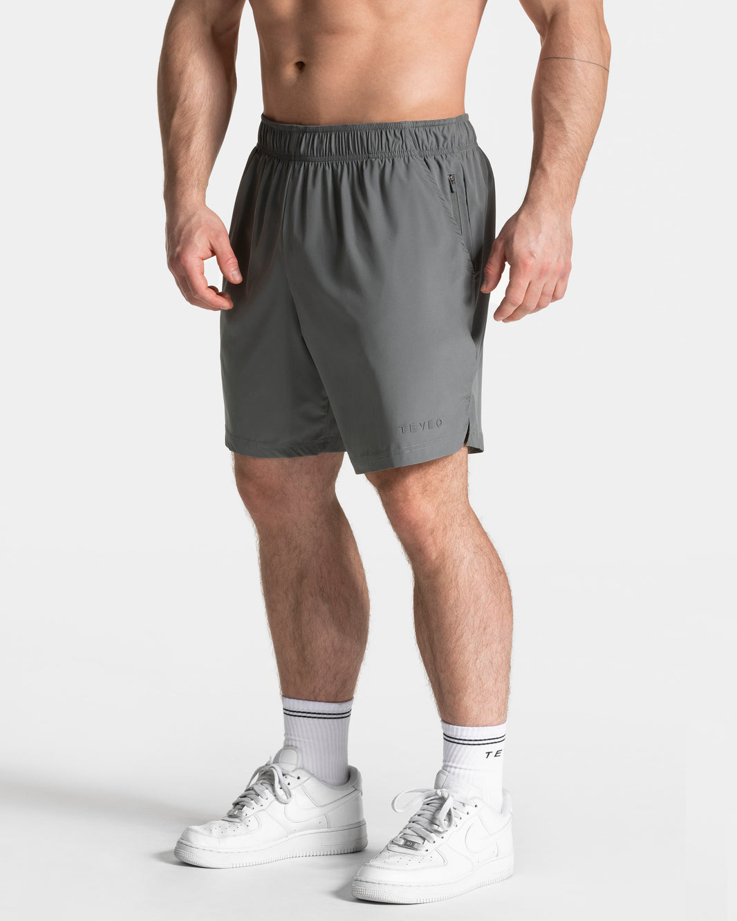 Pace Shorts 7 Inch ‘Graphite’
