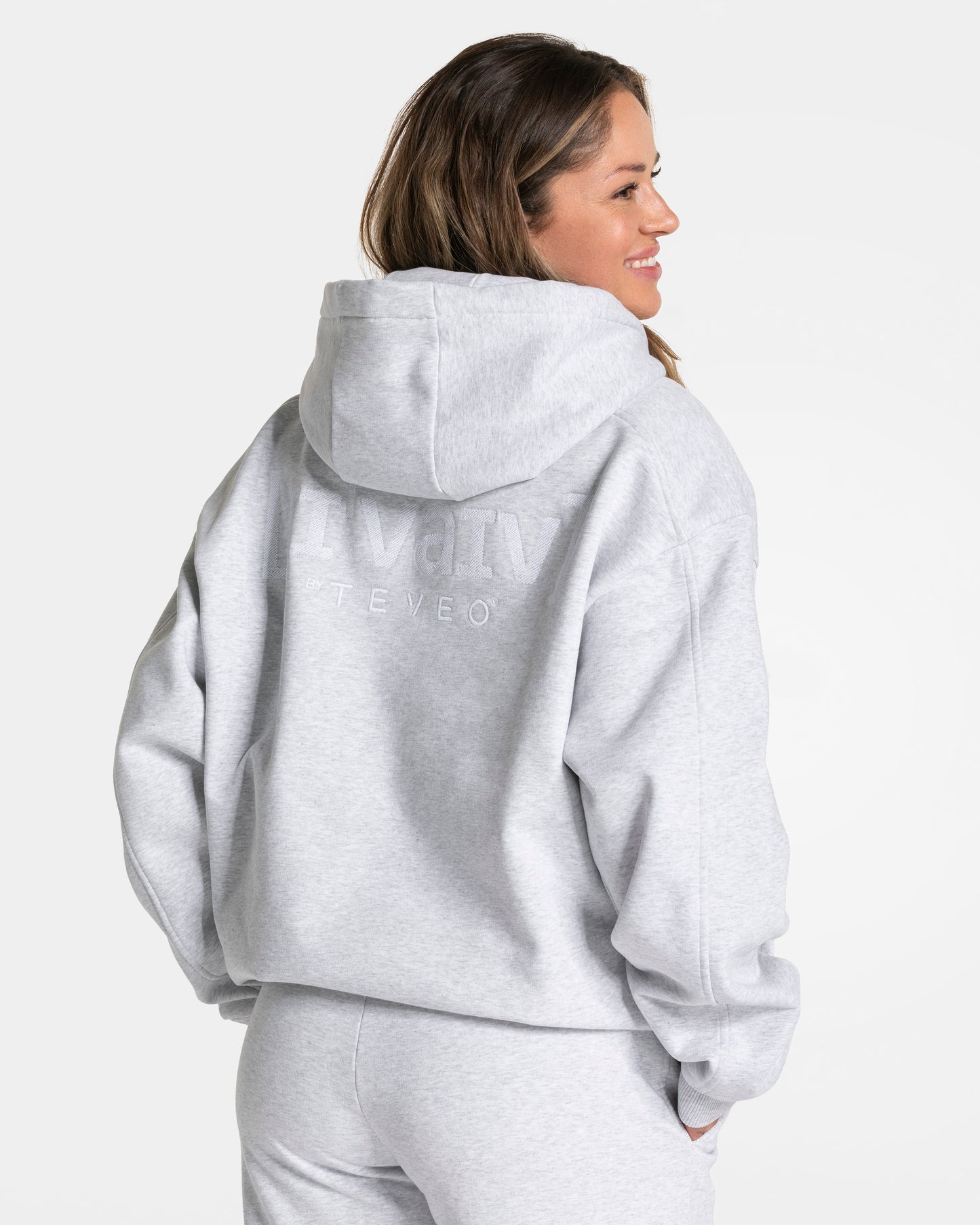 Sweat à capuche oversize RI’VAIV femmes « gris clair »