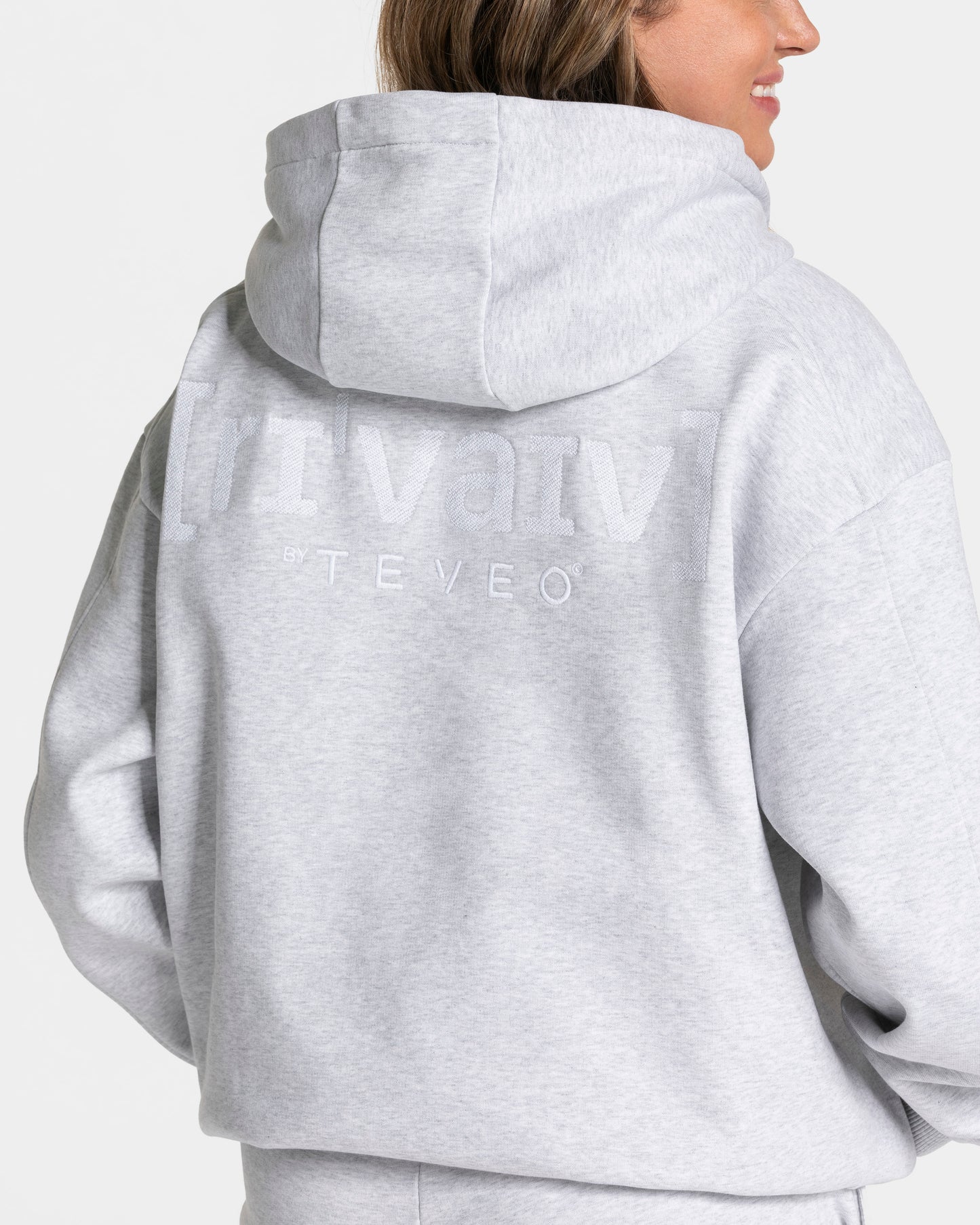 Sweat à capuche oversize RI’VAIV femmes « gris clair »