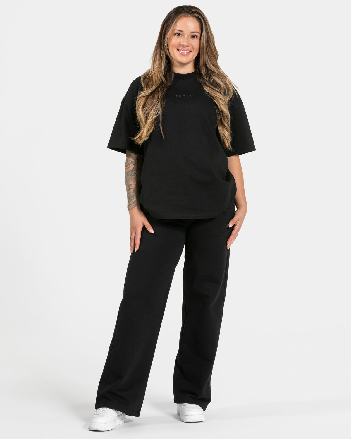 Pantalón jogger RI’VAIV Straight Leg «negro»
