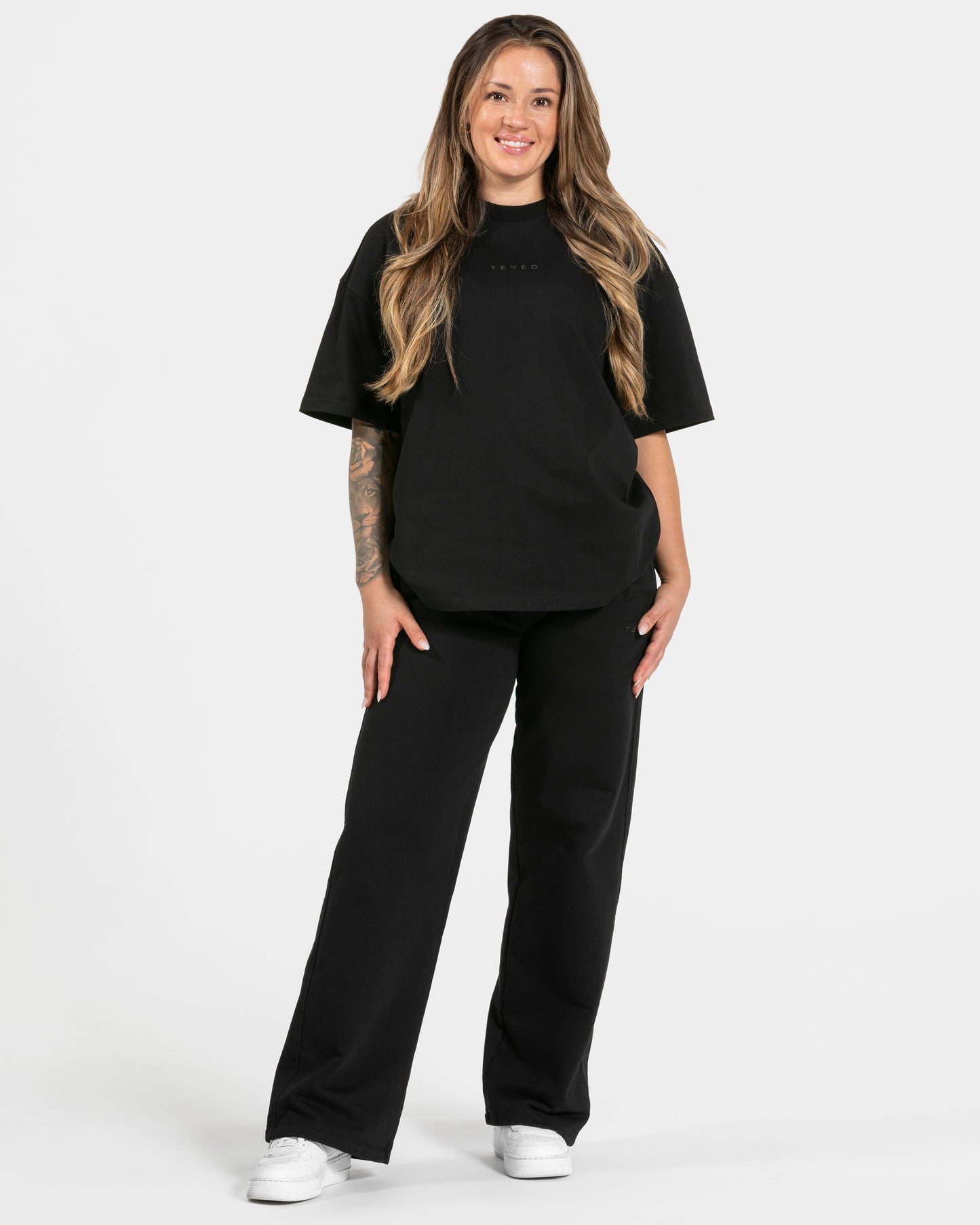 RI’VAIV Straight Leg Joggers ‘Black’