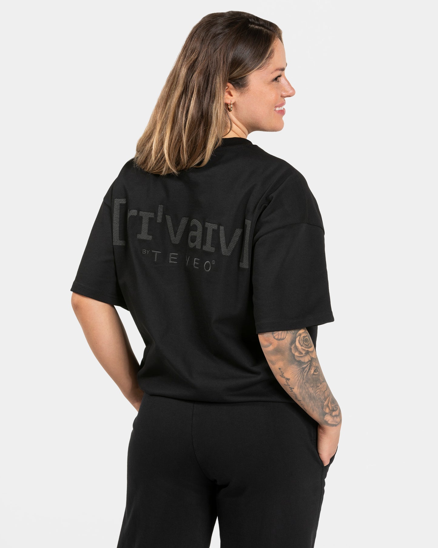 T-shirt oversize RI’VAIV femmes « noir »