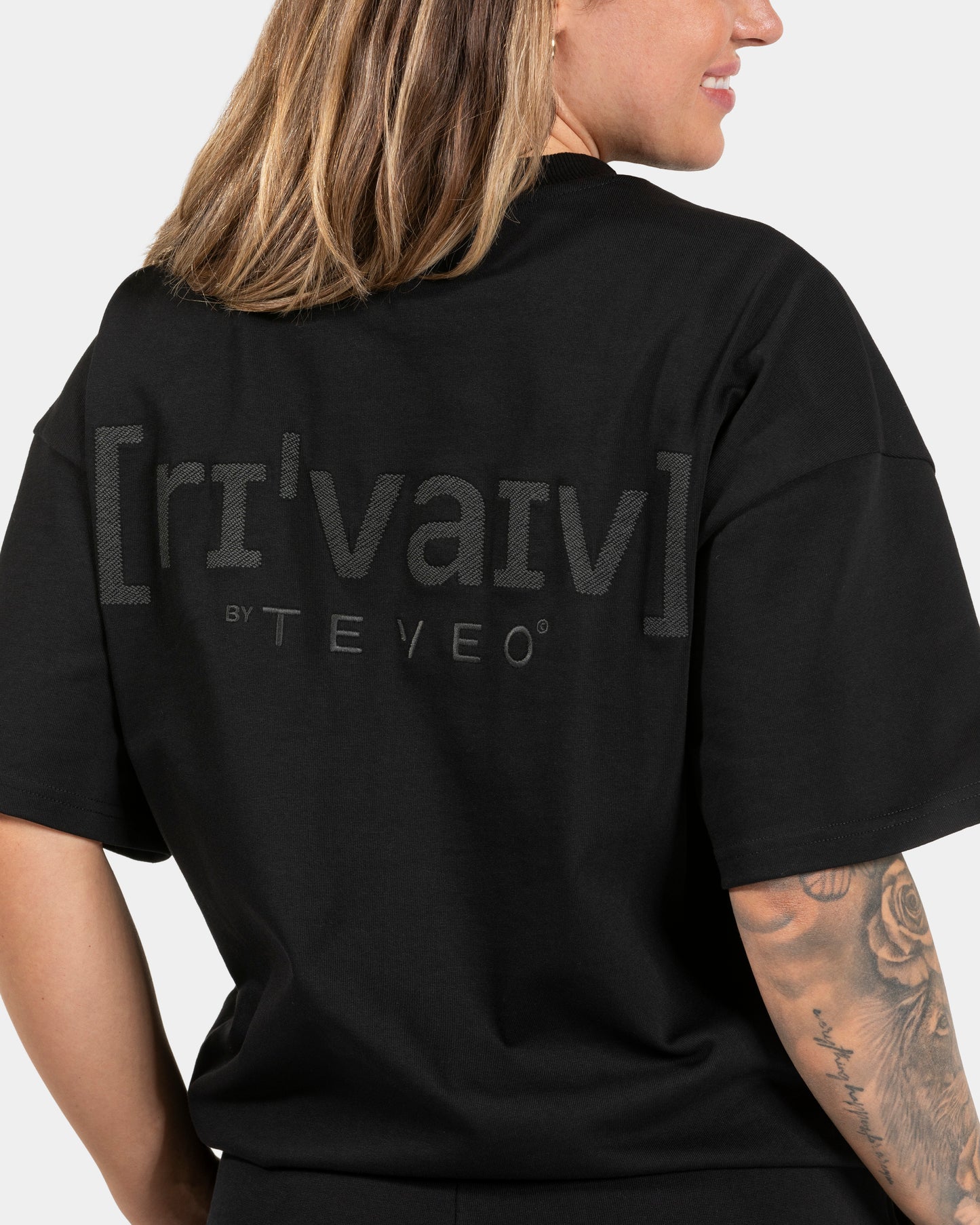 T-shirt oversize RI’VAIV femmes « noir »