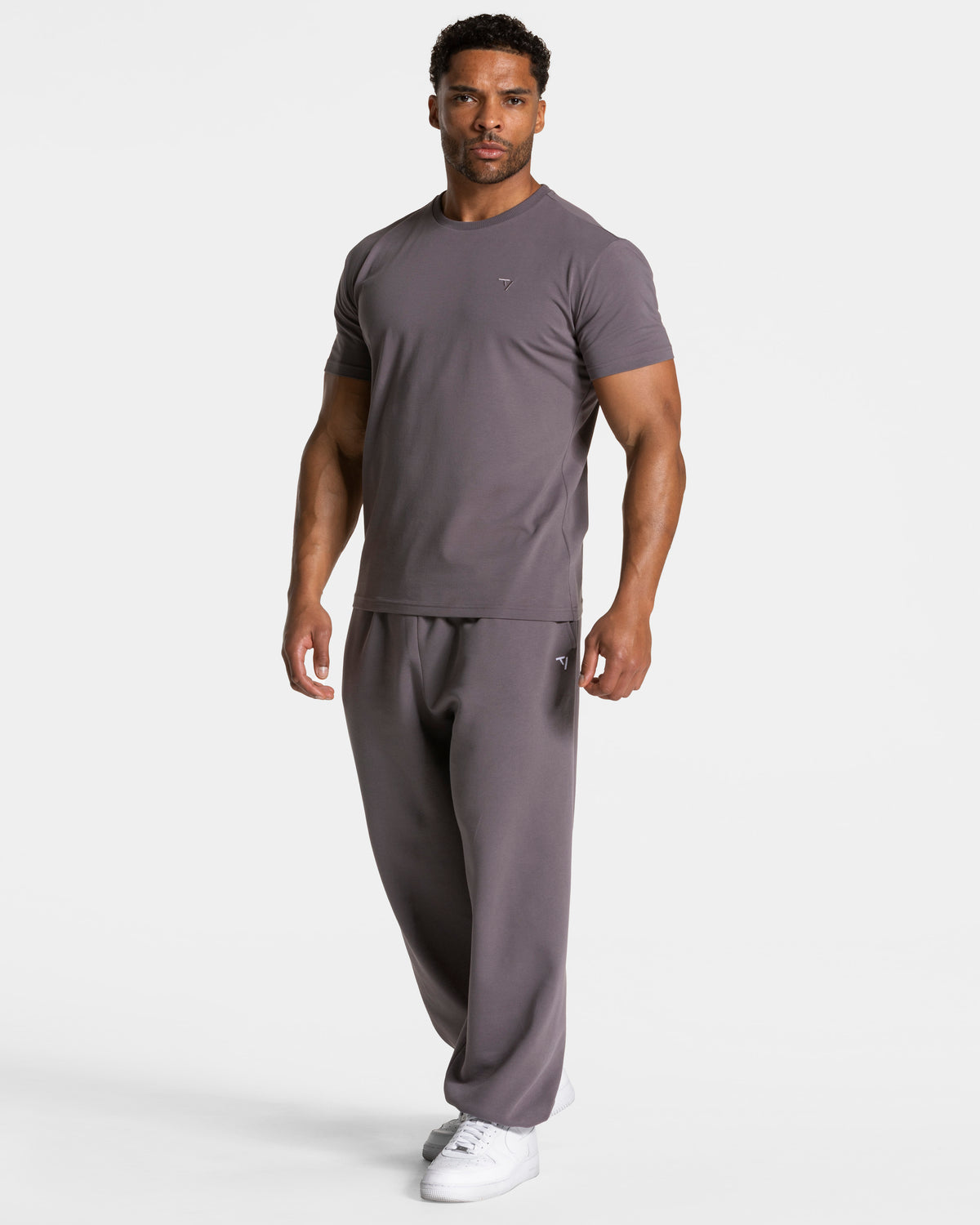 Timeless Pro Fitted T-Shirt ‘Graphite’