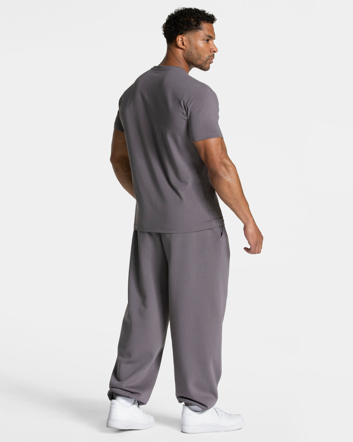 Timeless Pro Fitted T-Shirt ‘Graphite’