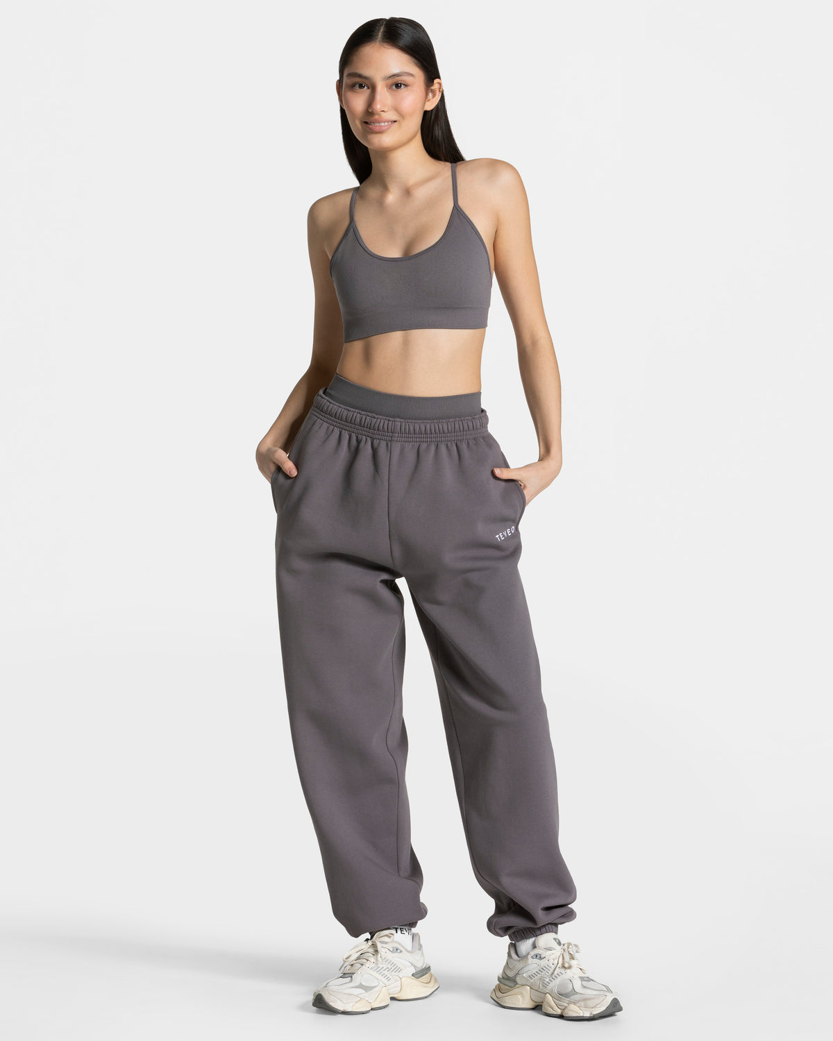 Timeless Pro Joggers ‘Graphite’