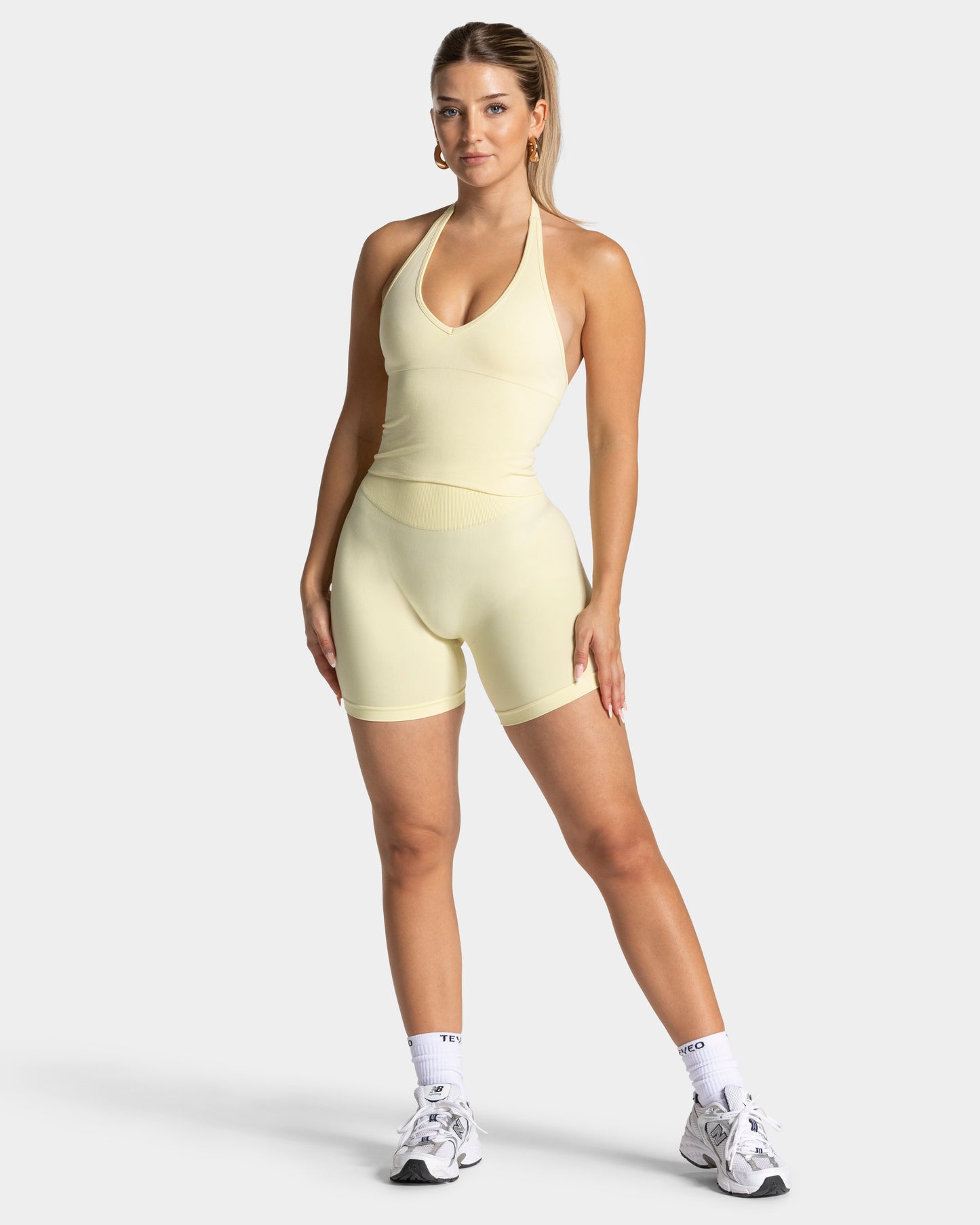 Top con scollo all’americana Timeless Pro “Butter Yellow"