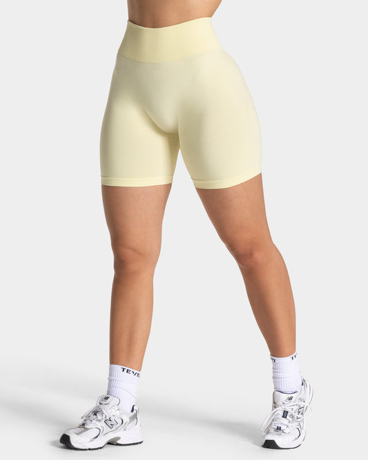 Shorts Timeless Pro “Butter Yellow"
