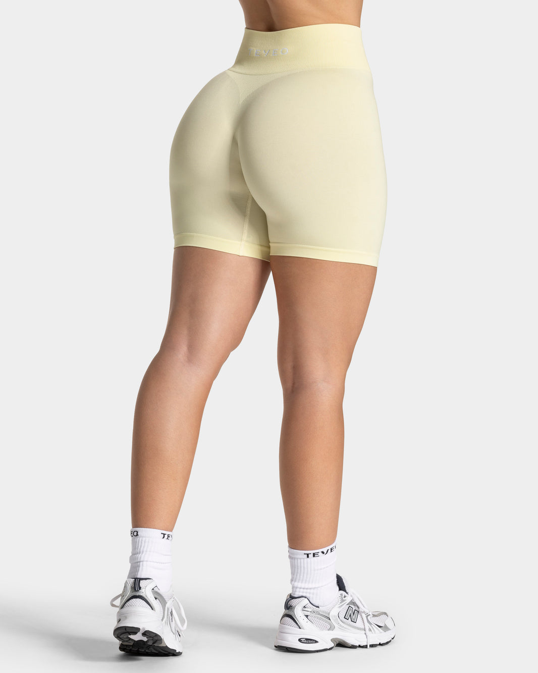 Timeless Pro Shorts ‘Butter Yellow’
