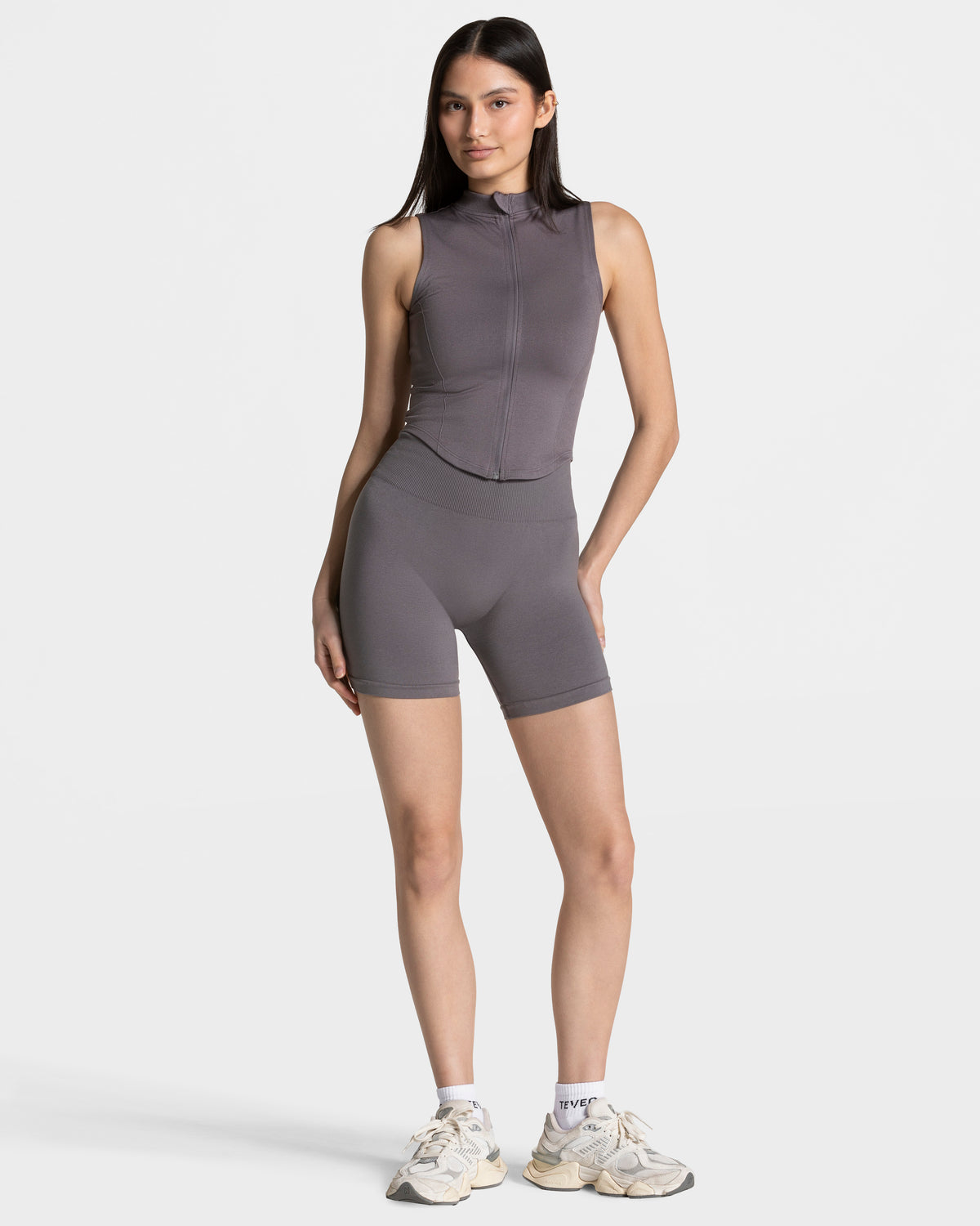 Timeless Pro Zip Tank ‘Graphite’