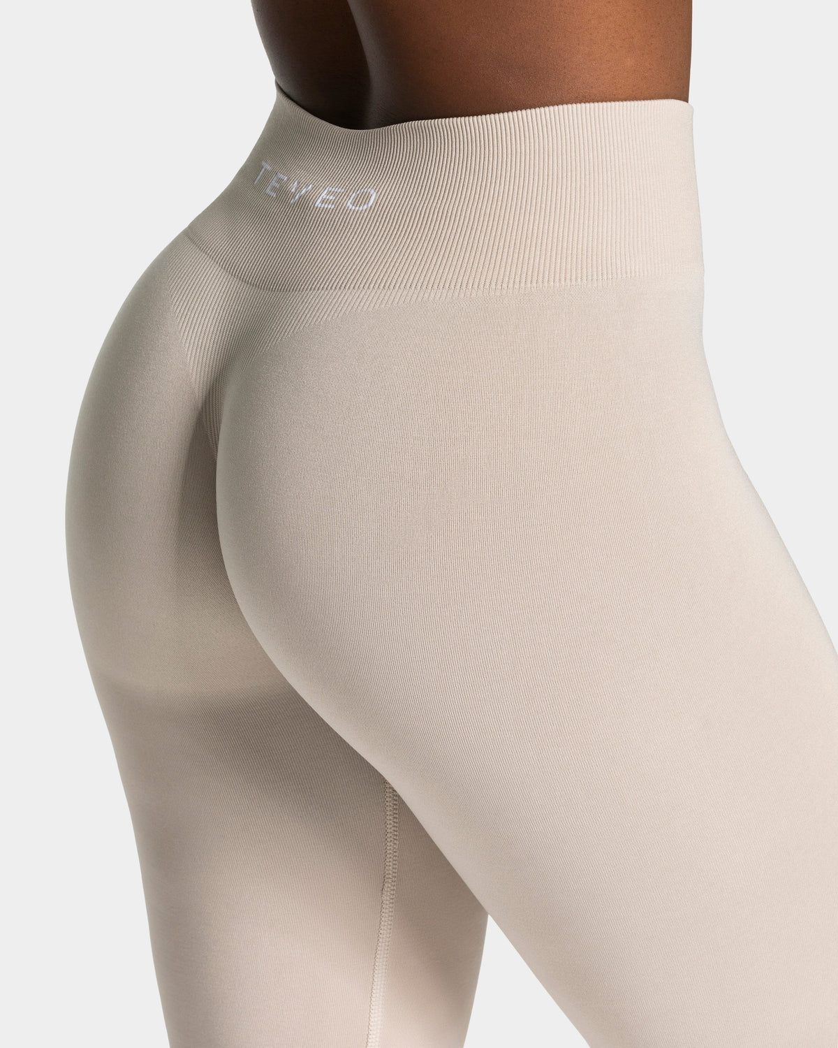 Timeless Pro Covert Scrunch Leggings ‘Cream’