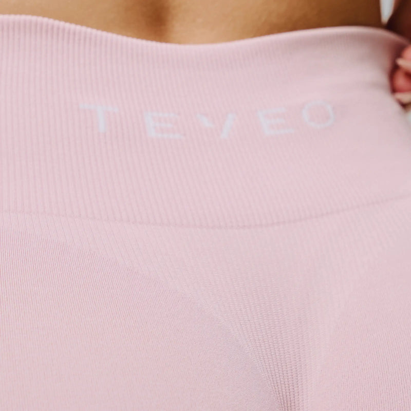 TIP_W_Covert-Leggings3_Logo