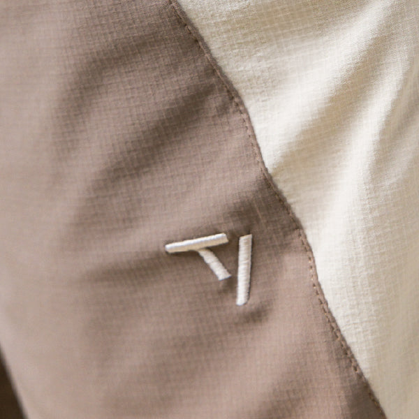 TRC_W_Pants1_Material